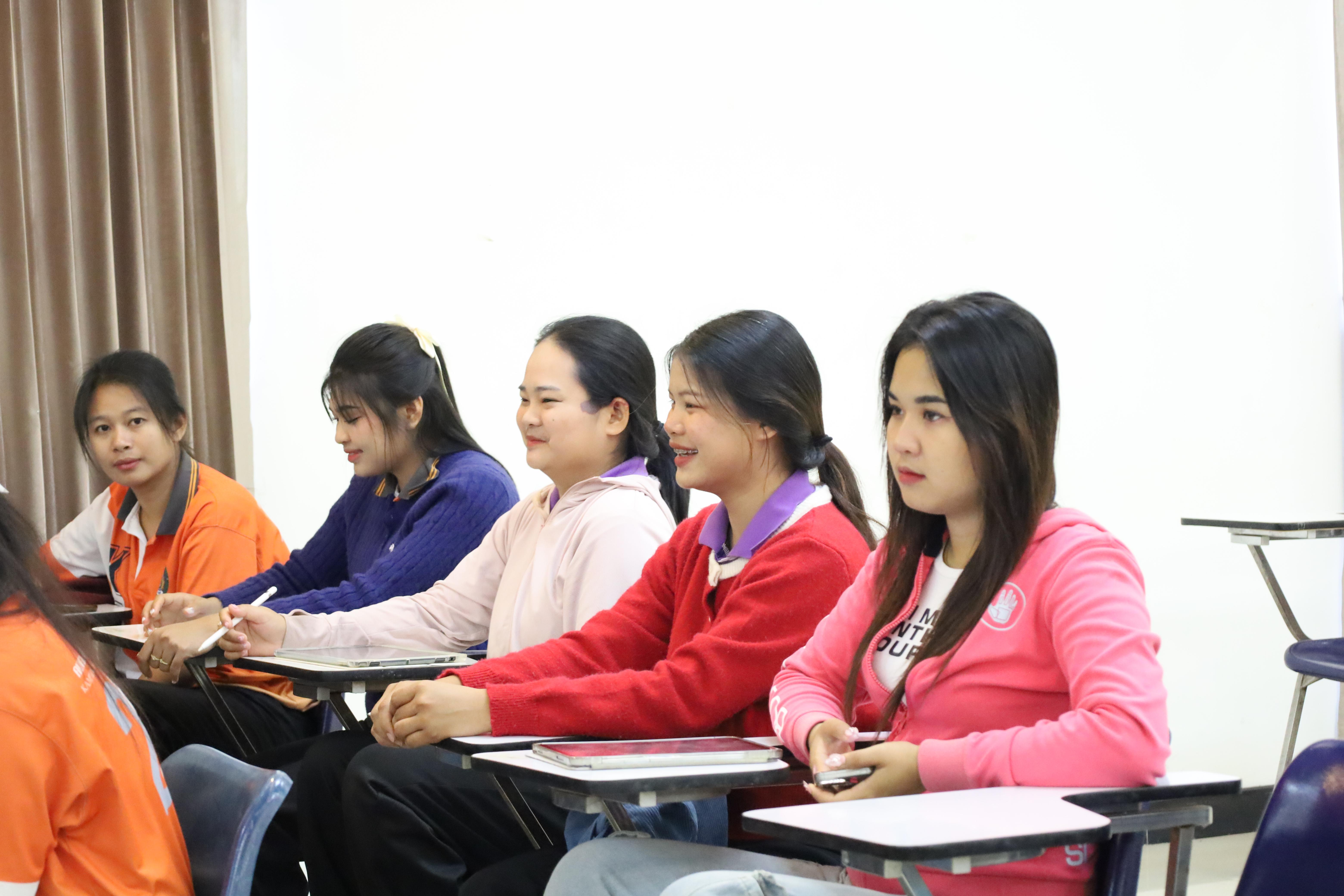 44. กิจกรรมเตรียมความพร้อมเพื่อสอบบรรจุเข้ารับราชการครู สำหรับนักศึกษาหลักสูตรครุศาสตรบัณฑิต วันที่ 2