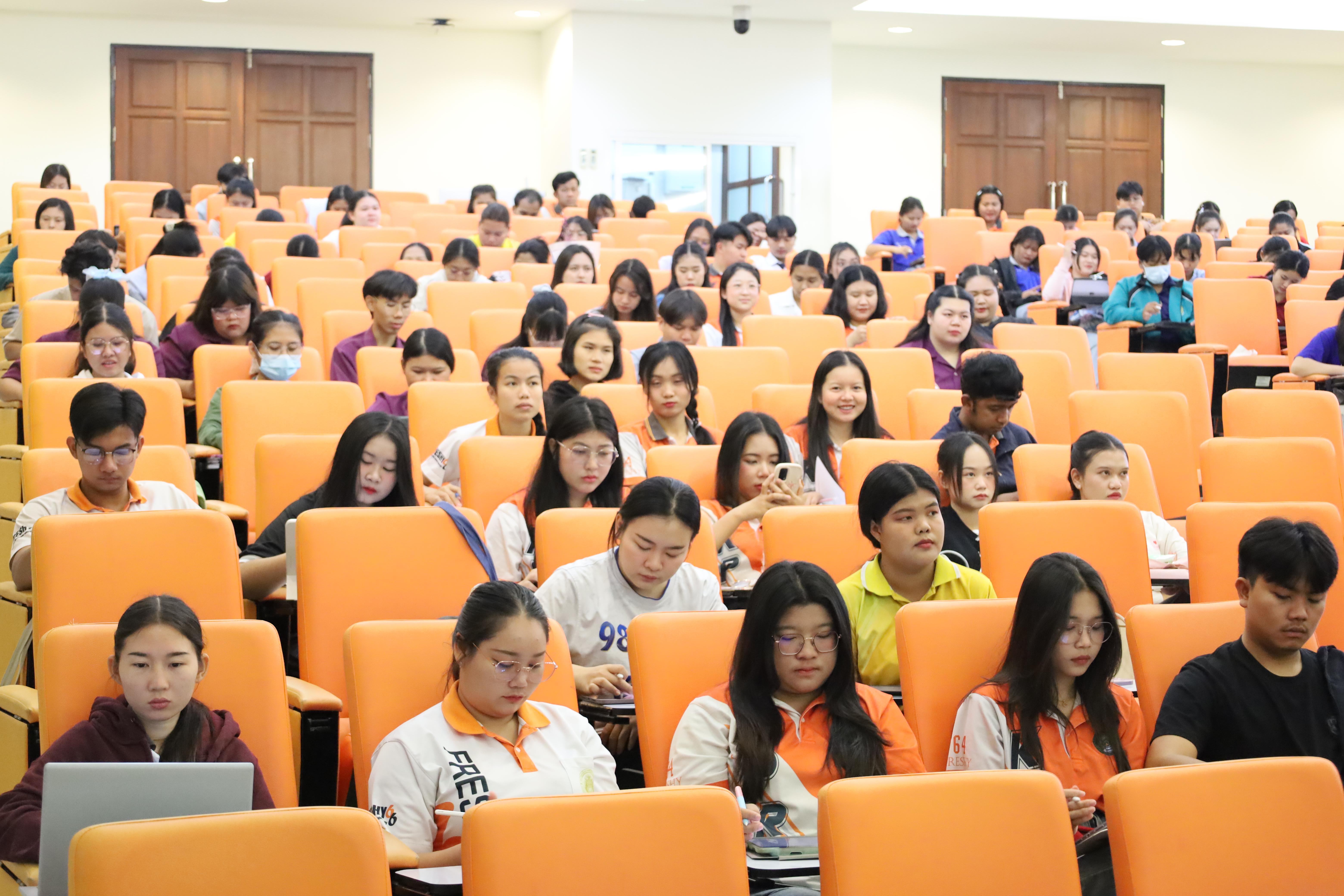 50. กิจกรรมเตรียมความพร้อมเพื่อสอบบรรจุเข้ารับราชการครู สำหรับนักศึกษาหลักสูตรครุศาสตรบัณฑิต วันที่ 2