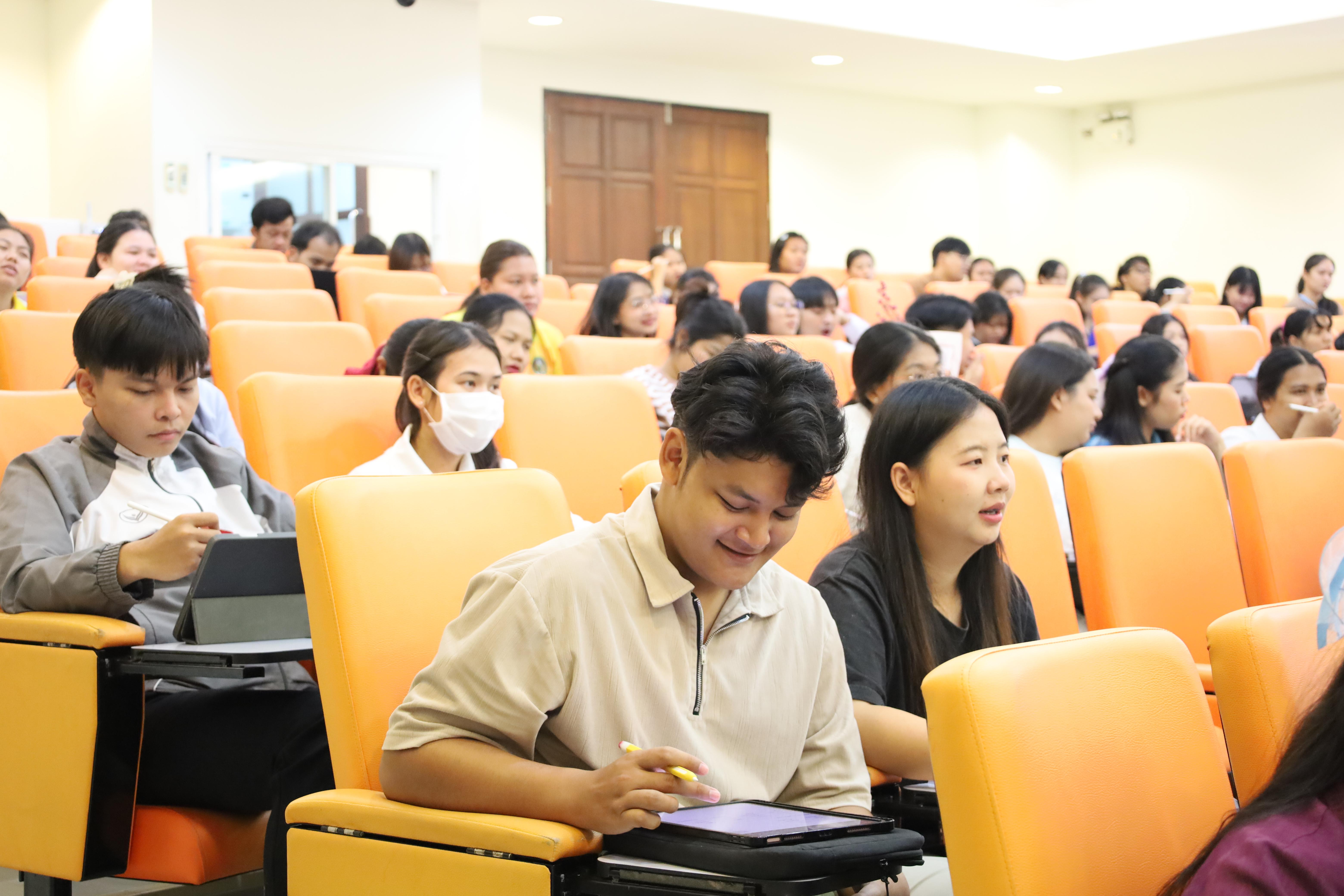 57. กิจกรรมเตรียมความพร้อมเพื่อสอบบรรจุเข้ารับราชการครู สำหรับนักศึกษาหลักสูตรครุศาสตรบัณฑิต วันที่ 2