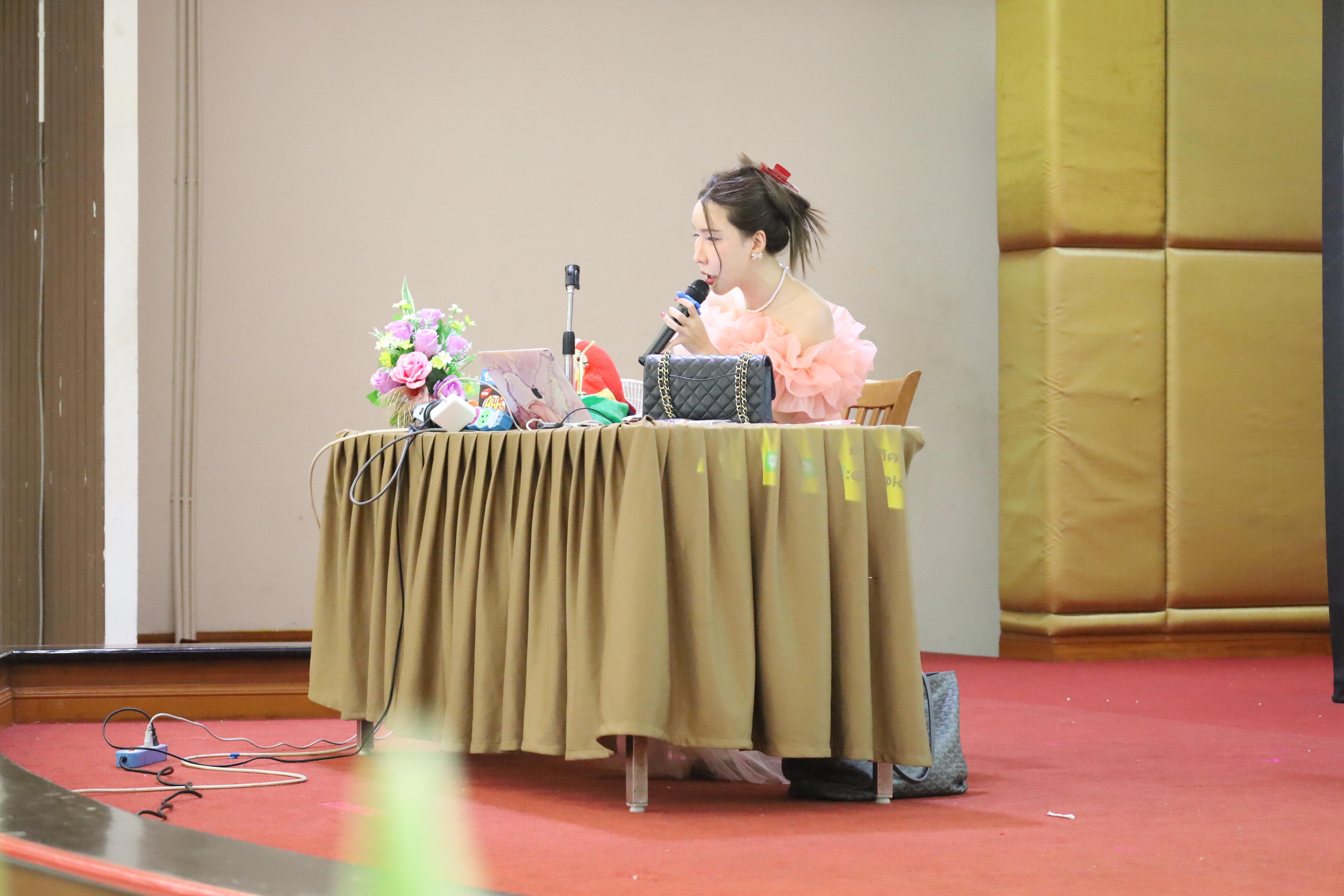 107. กิจกรรมเตรียมความพร้อมเพื่อสอบบรรจุเข้ารับราชการครู สำหรับนักศึกษาหลักสูตรครุศาสตรบัณฑิต วันที่ 2