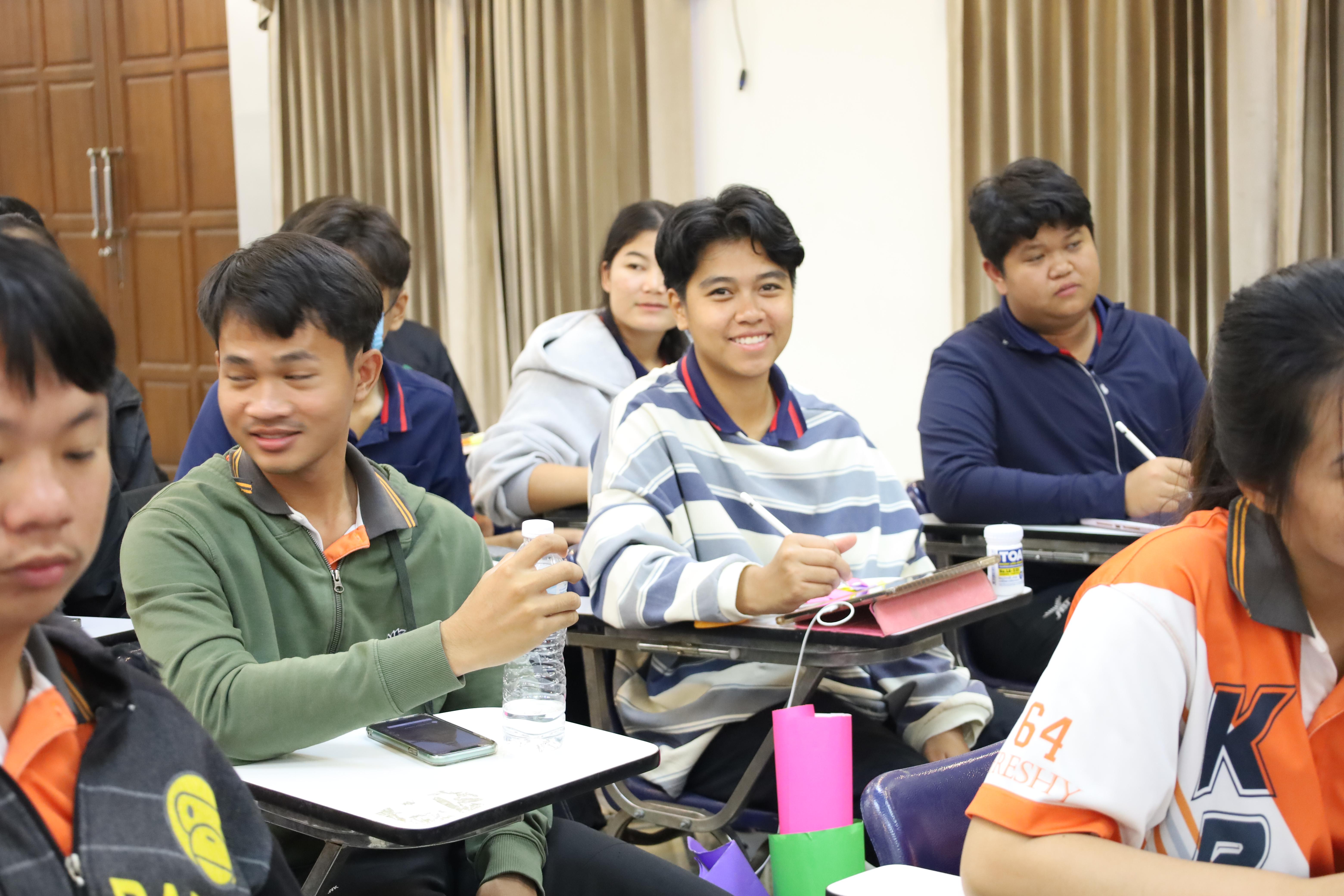 118. กิจกรรมเตรียมความพร้อมเพื่อสอบบรรจุเข้ารับราชการครู สำหรับนักศึกษาหลักสูตรครุศาสตรบัณฑิต วันที่ 2