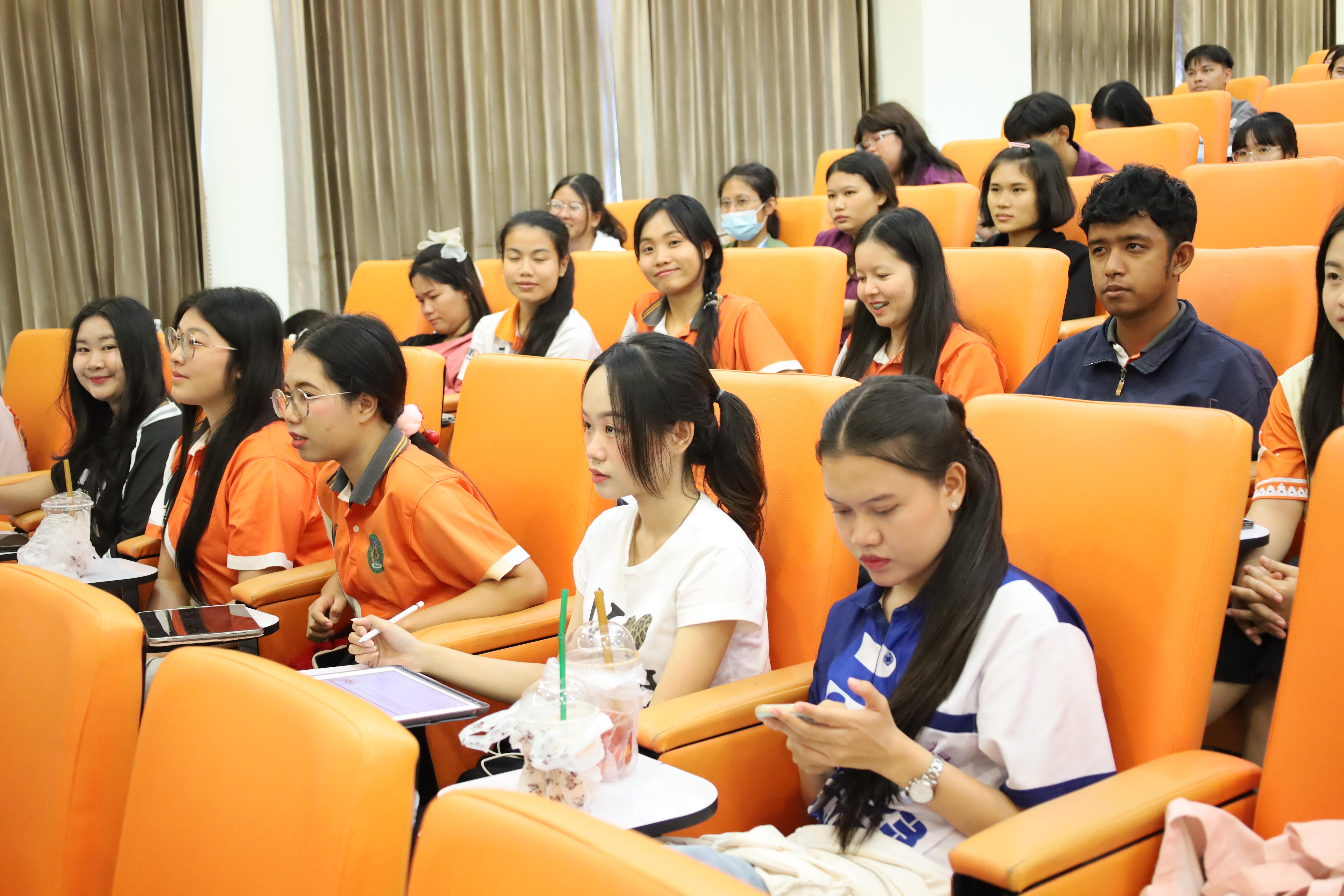 144. กิจกรรมเตรียมความพร้อมเพื่อสอบบรรจุเข้ารับราชการครู สำหรับนักศึกษาหลักสูตรครุศาสตรบัณฑิต วันที่ 2