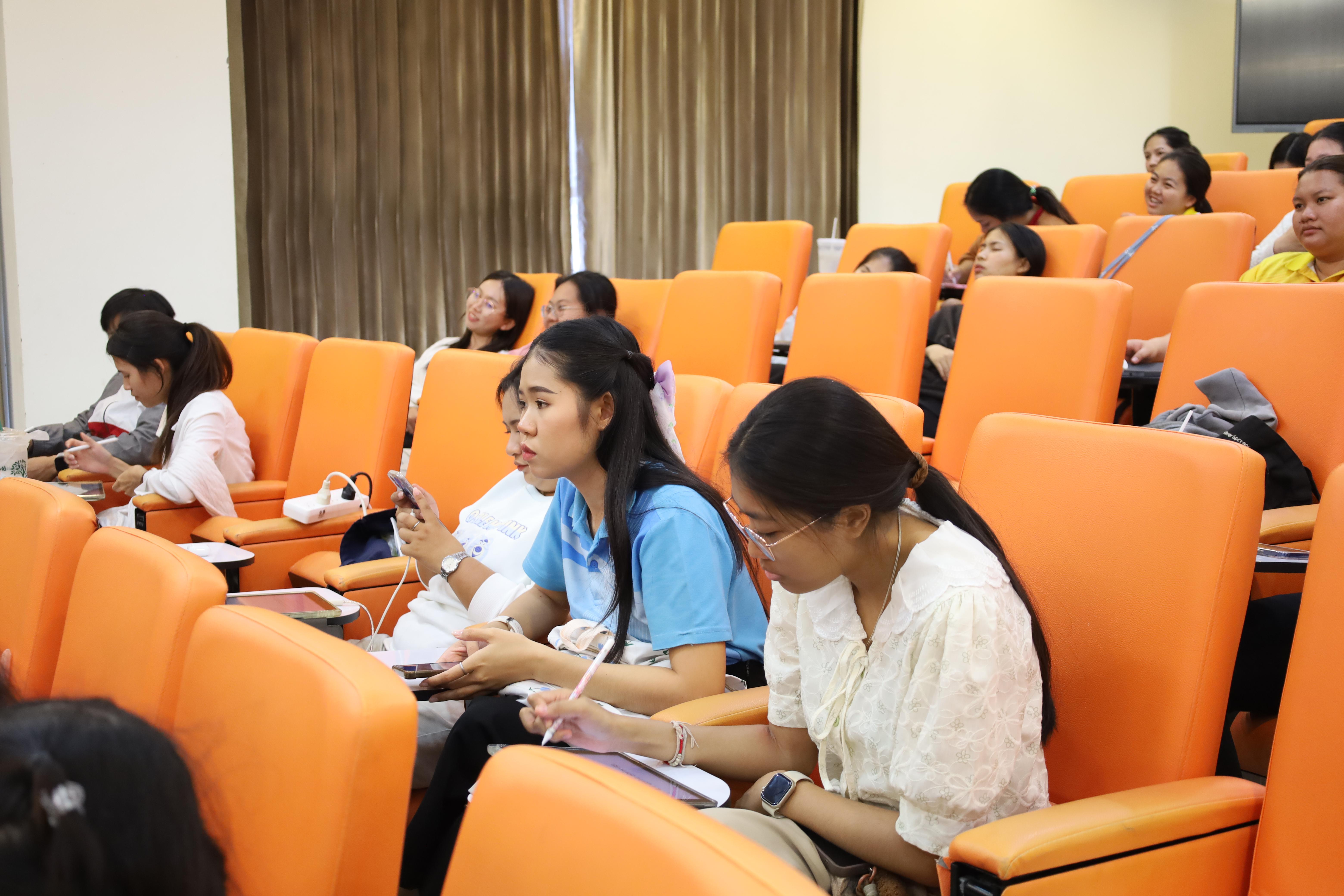 149. กิจกรรมเตรียมความพร้อมเพื่อสอบบรรจุเข้ารับราชการครู สำหรับนักศึกษาหลักสูตรครุศาสตรบัณฑิต วันที่ 2