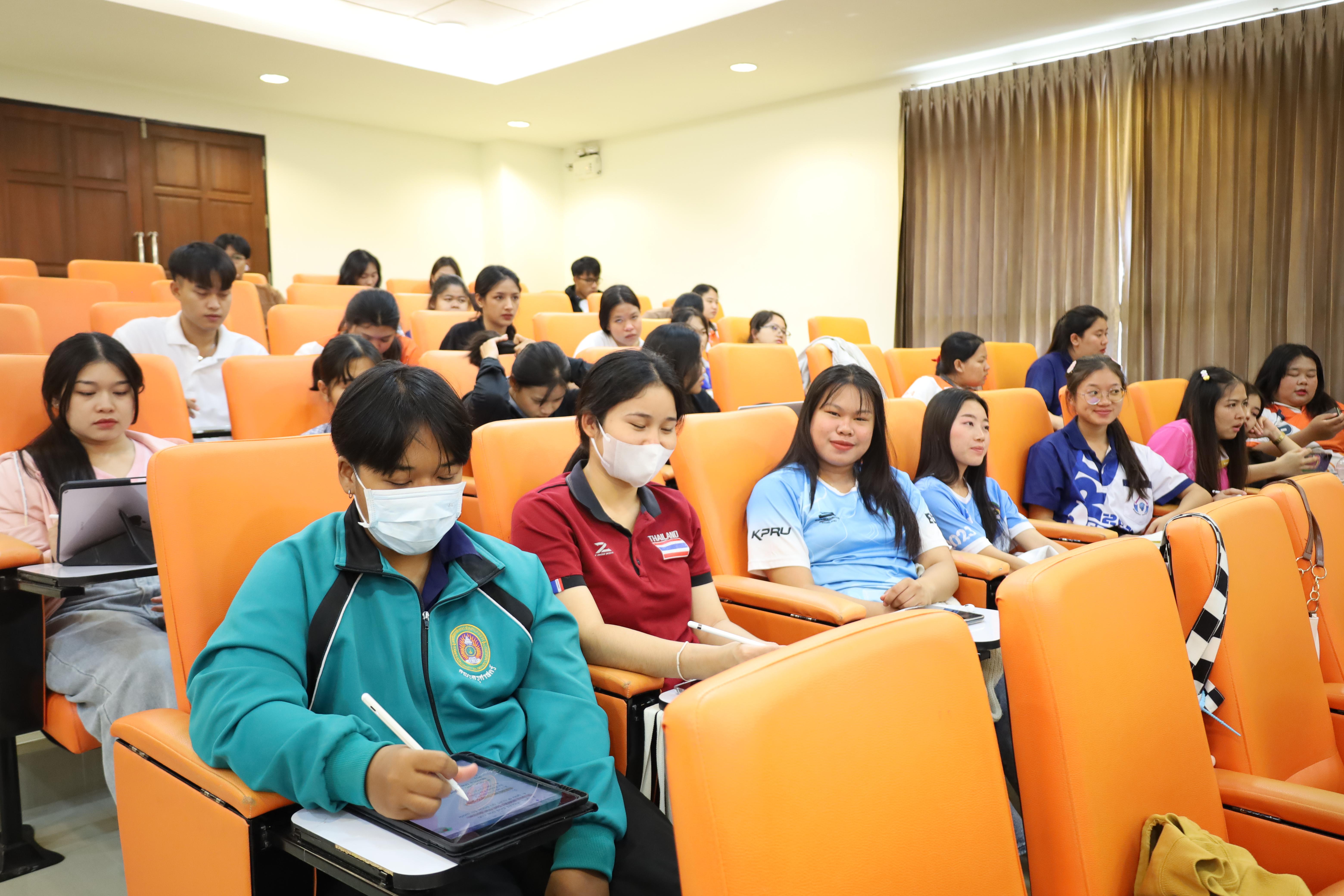 154. กิจกรรมเตรียมความพร้อมเพื่อสอบบรรจุเข้ารับราชการครู สำหรับนักศึกษาหลักสูตรครุศาสตรบัณฑิต วันที่ 2