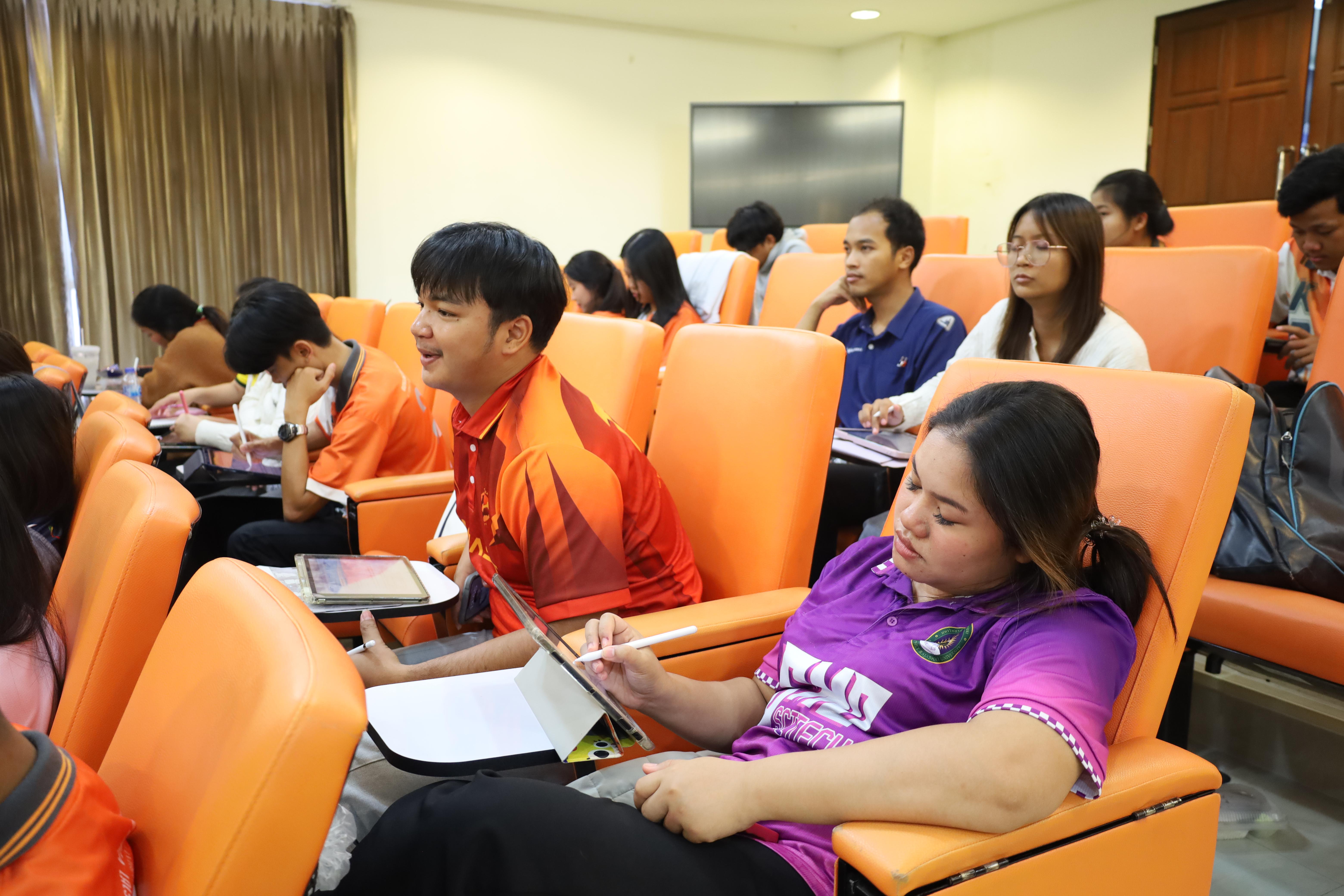 156. กิจกรรมเตรียมความพร้อมเพื่อสอบบรรจุเข้ารับราชการครู สำหรับนักศึกษาหลักสูตรครุศาสตรบัณฑิต วันที่ 2