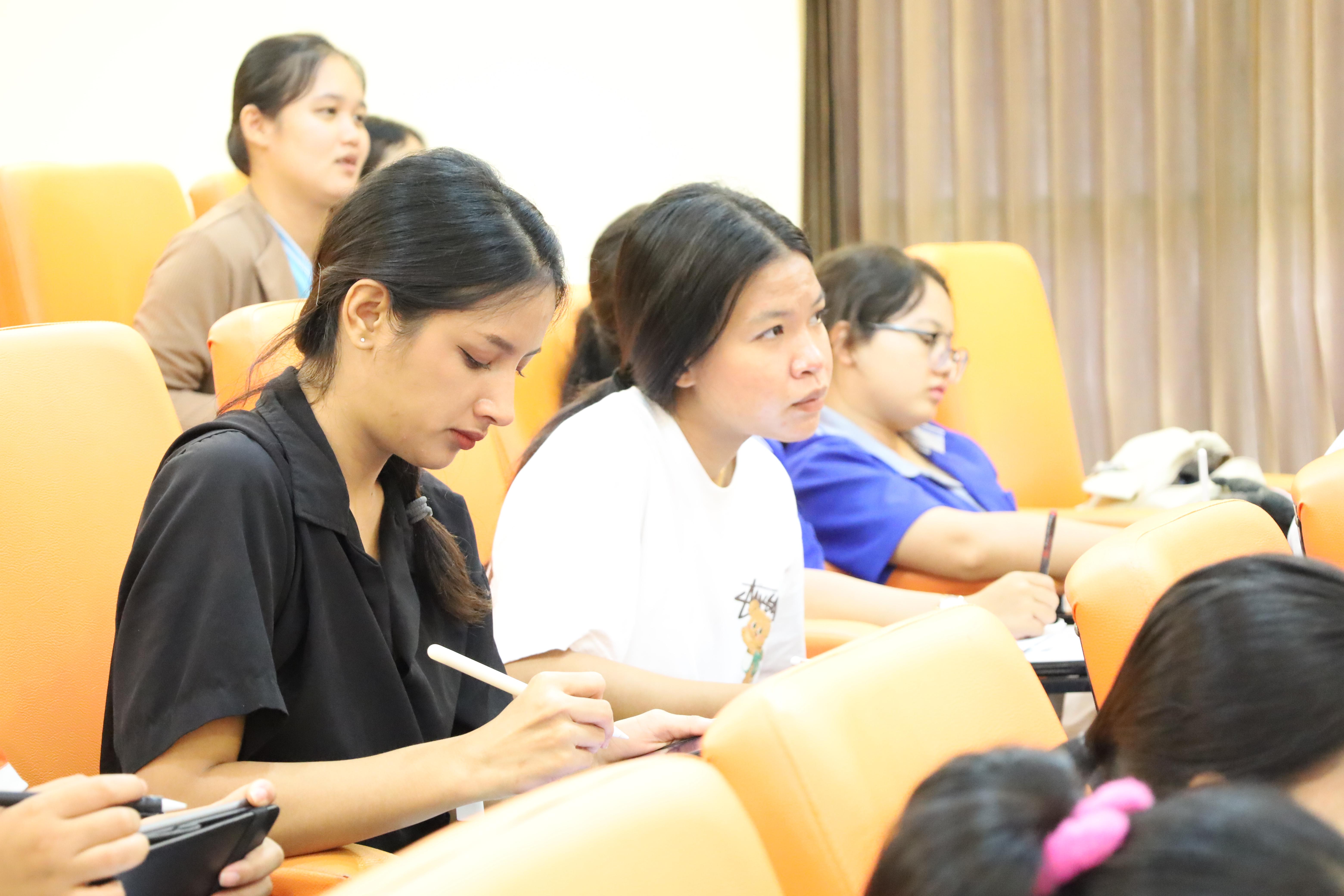 157. กิจกรรมเตรียมความพร้อมเพื่อสอบบรรจุเข้ารับราชการครู สำหรับนักศึกษาหลักสูตรครุศาสตรบัณฑิต วันที่ 2