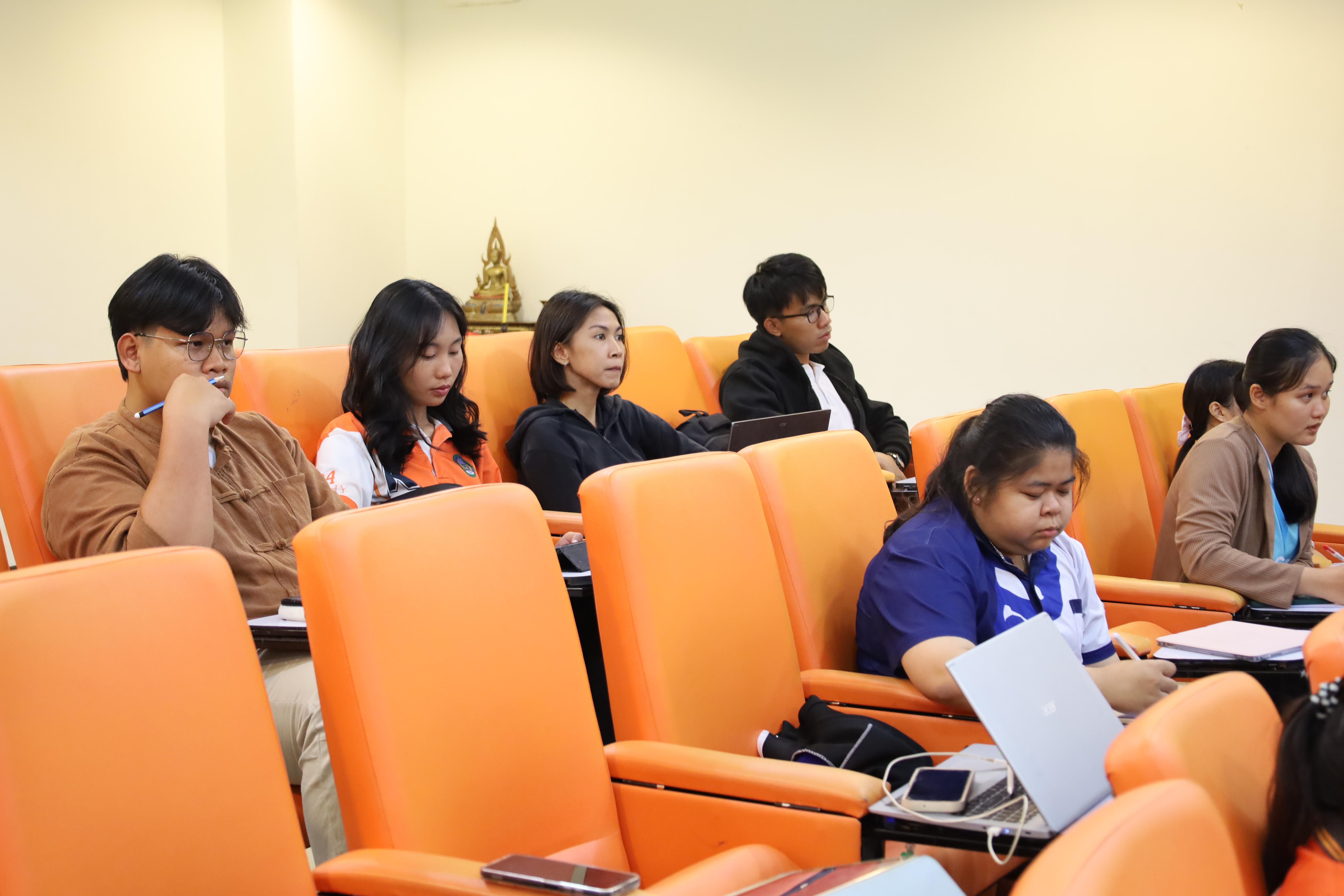158. กิจกรรมเตรียมความพร้อมเพื่อสอบบรรจุเข้ารับราชการครู สำหรับนักศึกษาหลักสูตรครุศาสตรบัณฑิต วันที่ 2