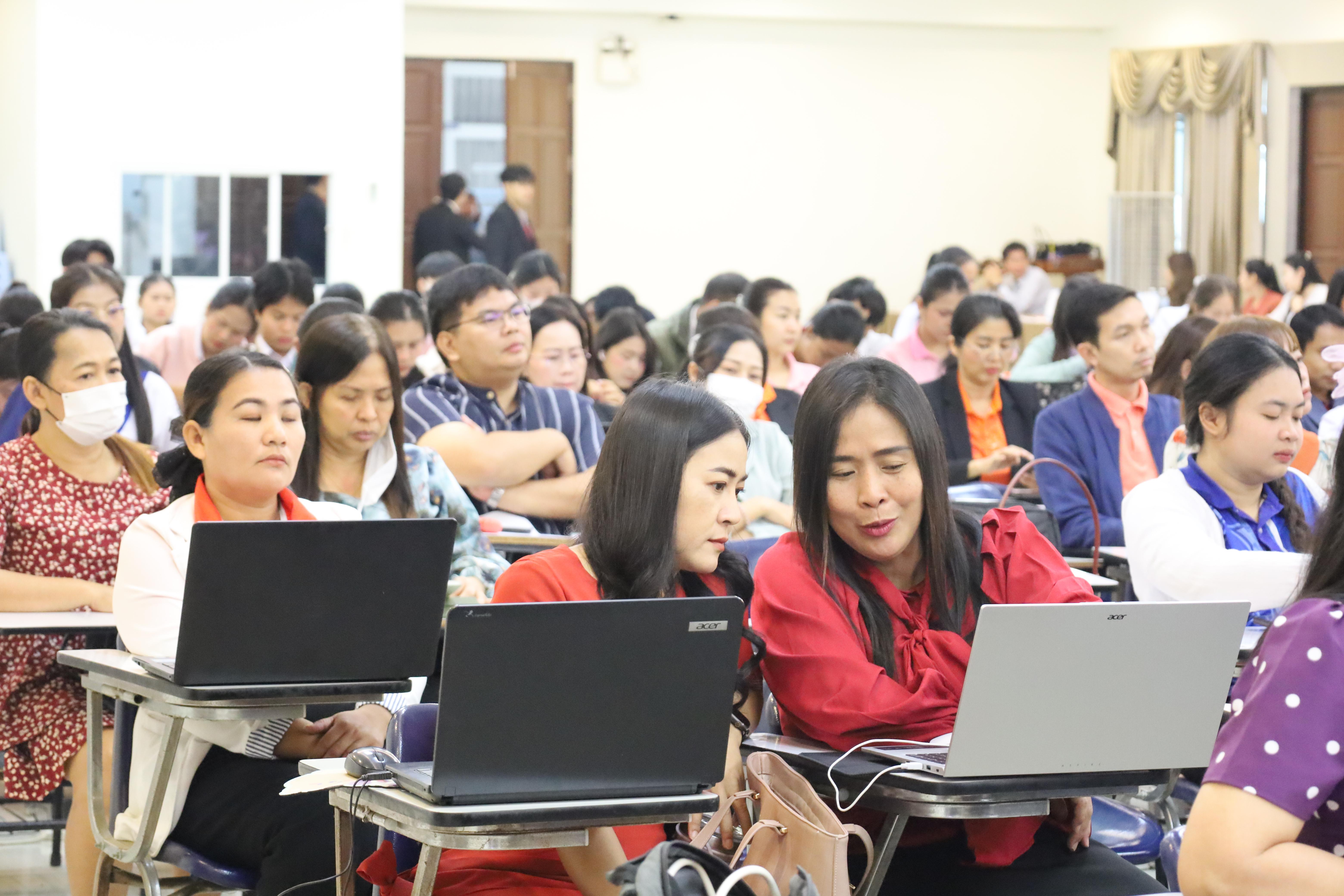 72. กิจกรรมโครงการพัฒนานวัตกรทางการศึกษาเพื่อพัฒนาท้องถิ่นโดยใช้สมรรถนะเป็นฐาน