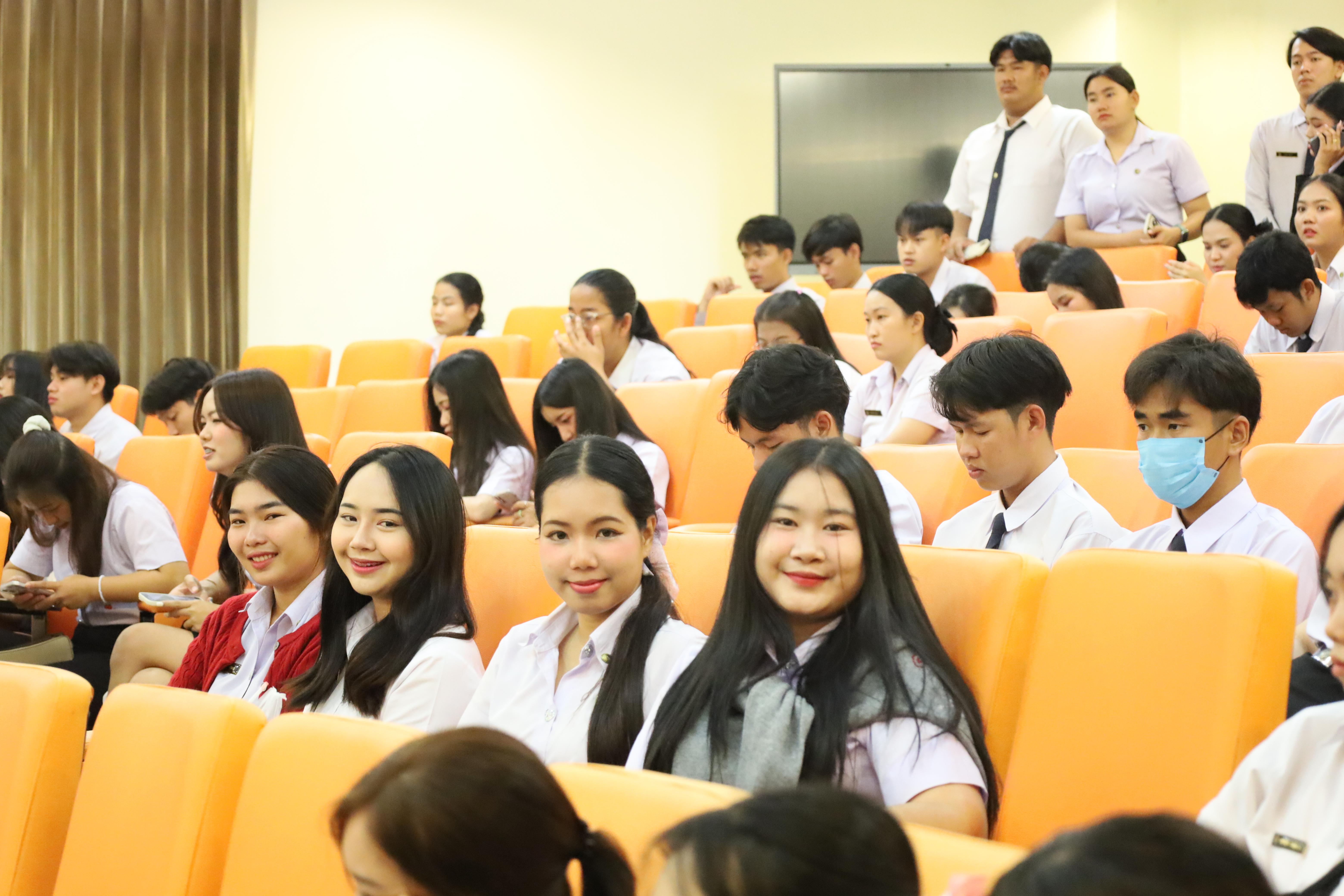 71. การเสวนาวิชาการสอบครูผู้ช่วย "ชีวิตฝึกสอน"