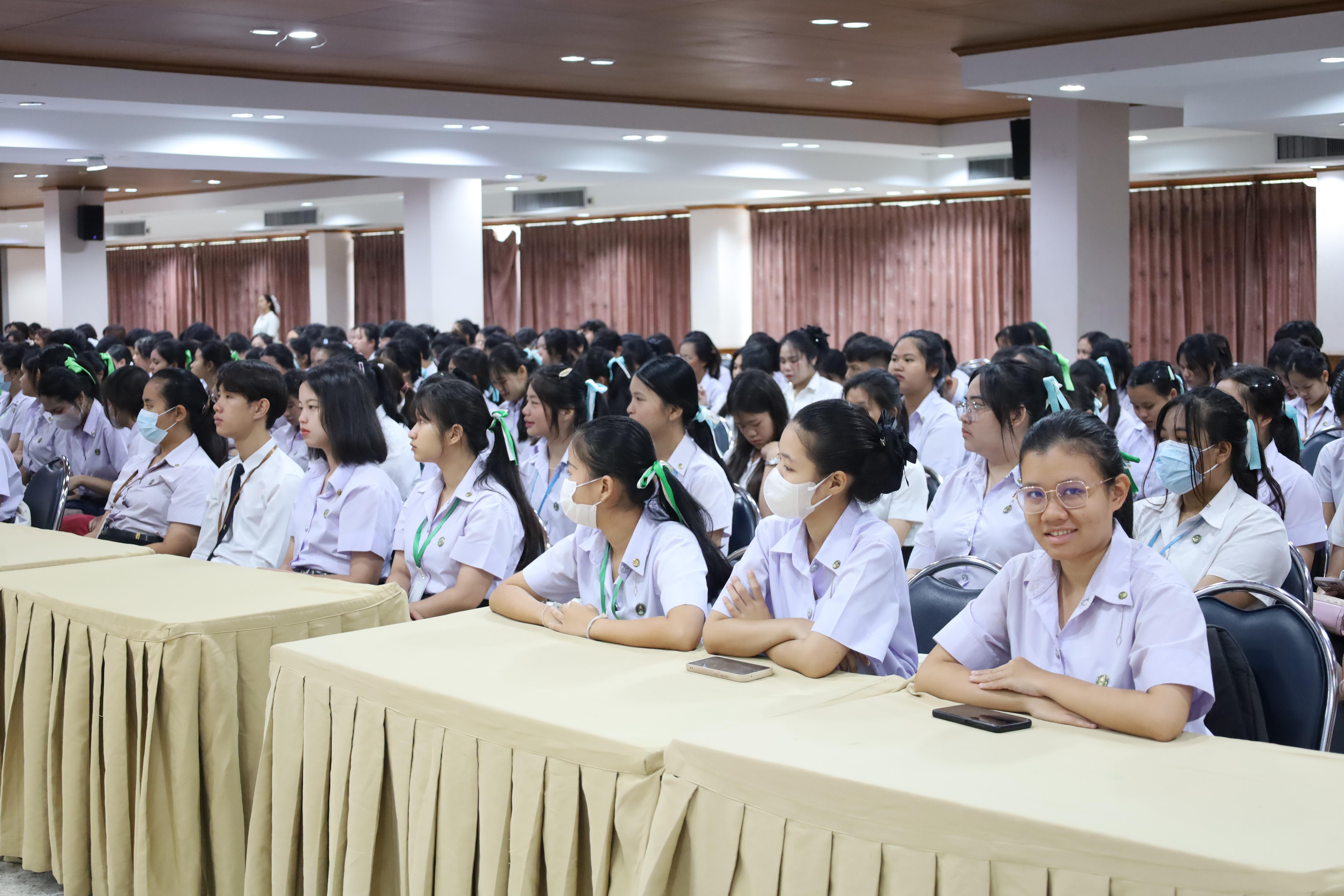 25. กิจกรรมอบรมพัฒนาทักษะนักศึกษาตามฐานสมรรถนะ ชั้นปีที่ 1 (ครูดี)