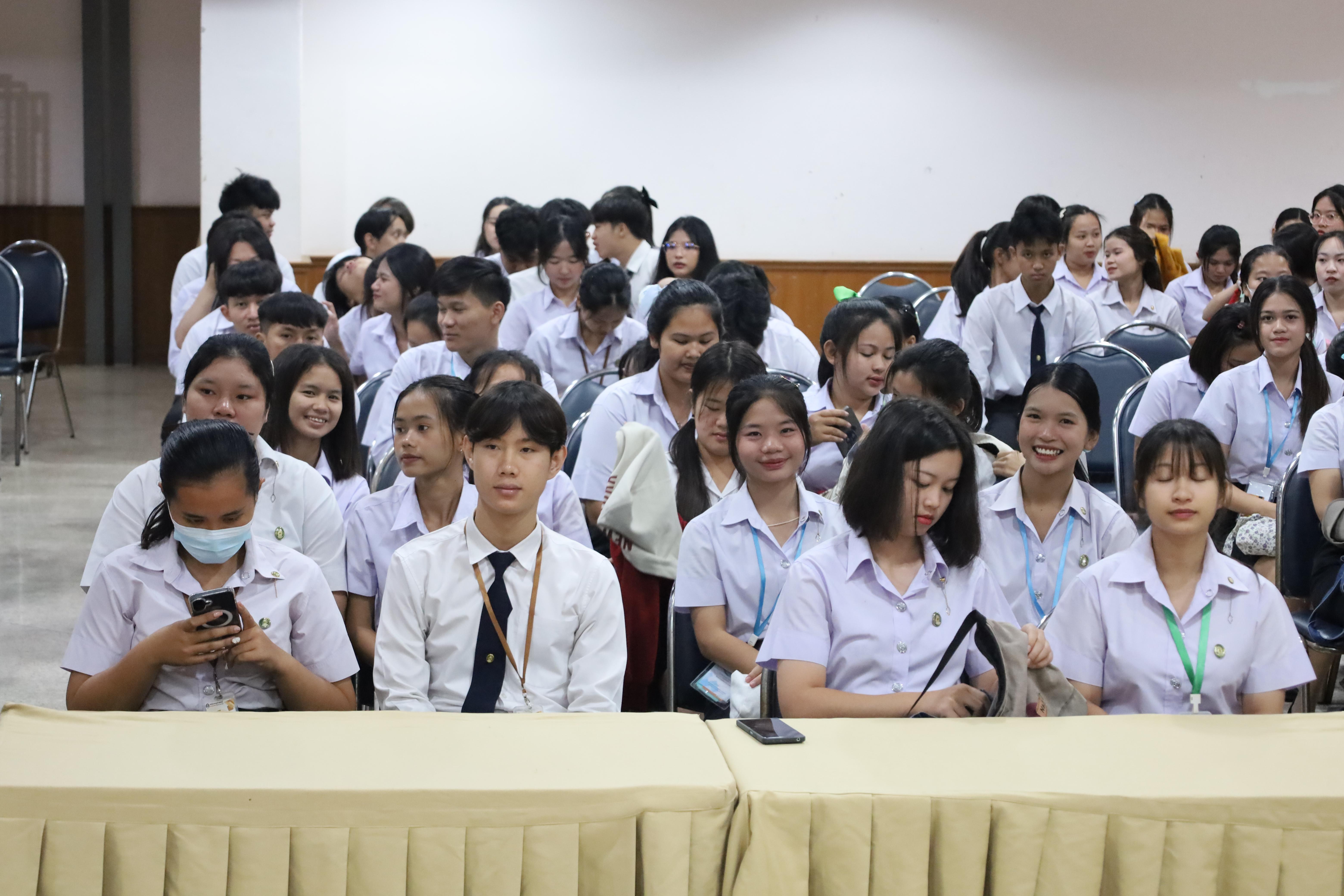 58. กิจกรรมอบรมพัฒนาทักษะนักศึกษาตามฐานสมรรถนะ ชั้นปีที่ 1 (ครูดี)