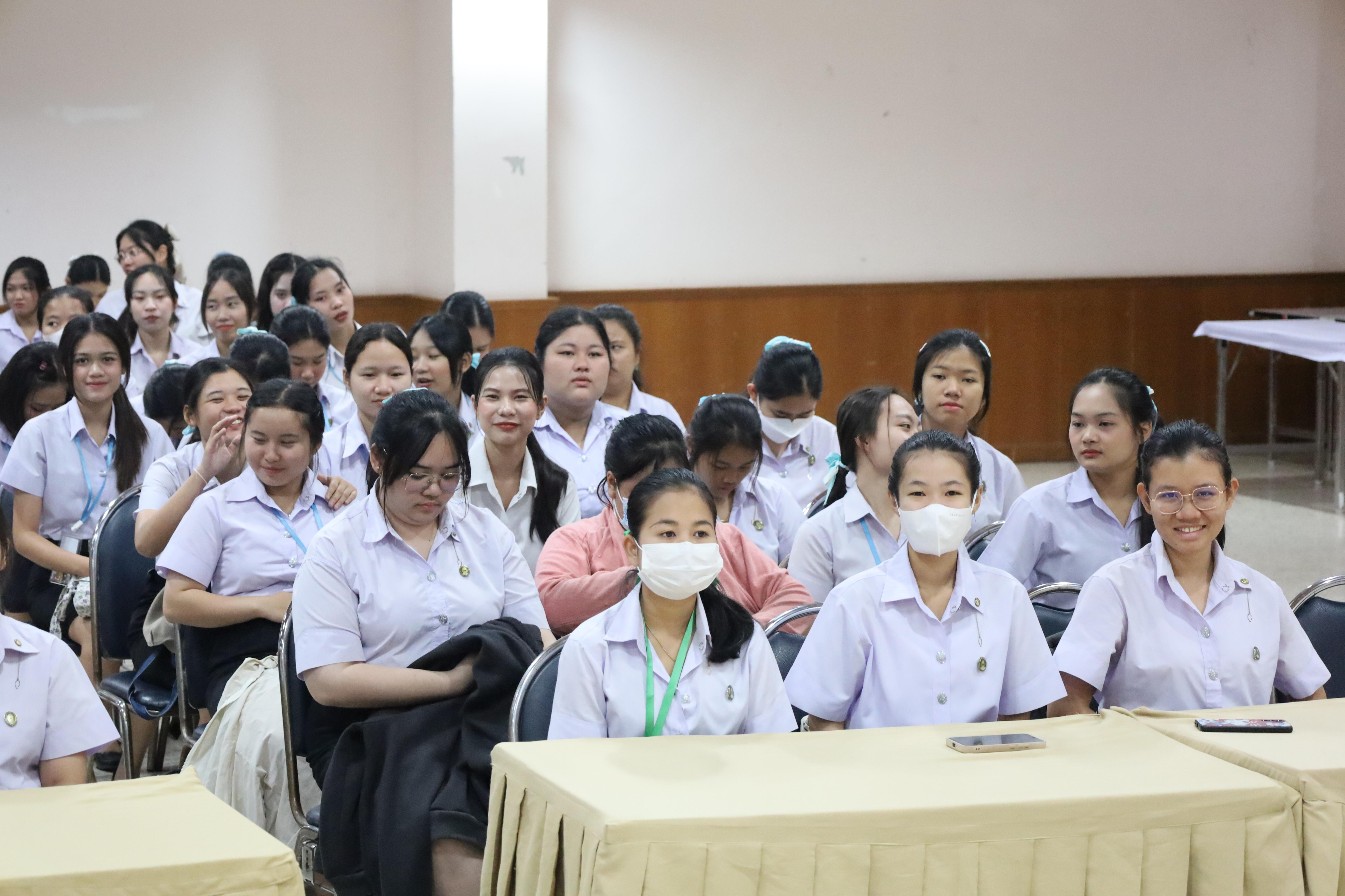 60. กิจกรรมอบรมพัฒนาทักษะนักศึกษาตามฐานสมรรถนะ ชั้นปีที่ 1 (ครูดี)