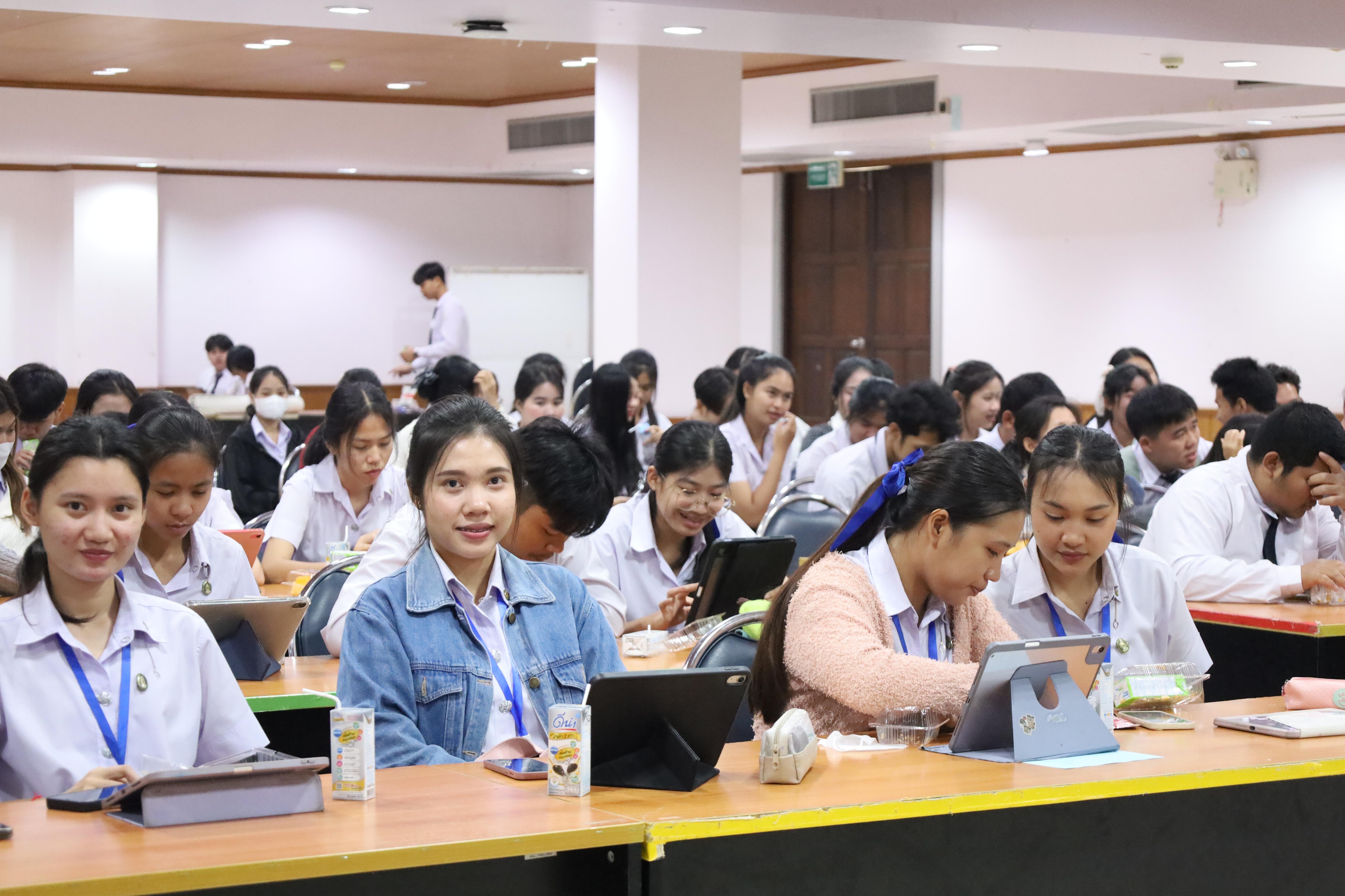 74. กิจกรรมอบรมพัฒนาทักษะนักศึกษาตามฐานสมรรถนะ ชั้นปีที่ 1 (ครูดี)