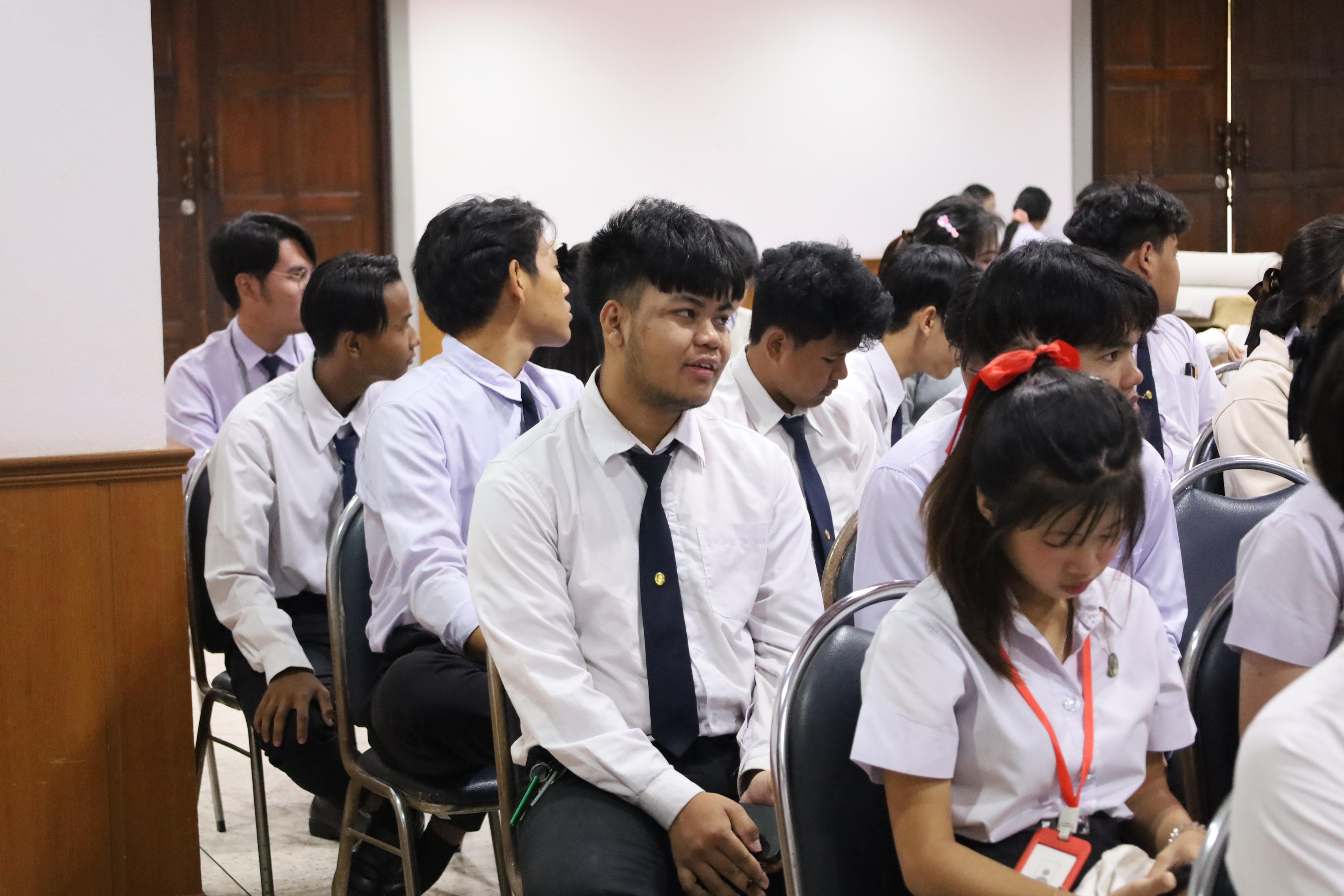 93. กิจกรรมอบรมพัฒนาทักษะนักศึกษาตามฐานสมรรถนะ ชั้นปีที่ 1 (ครูดี)