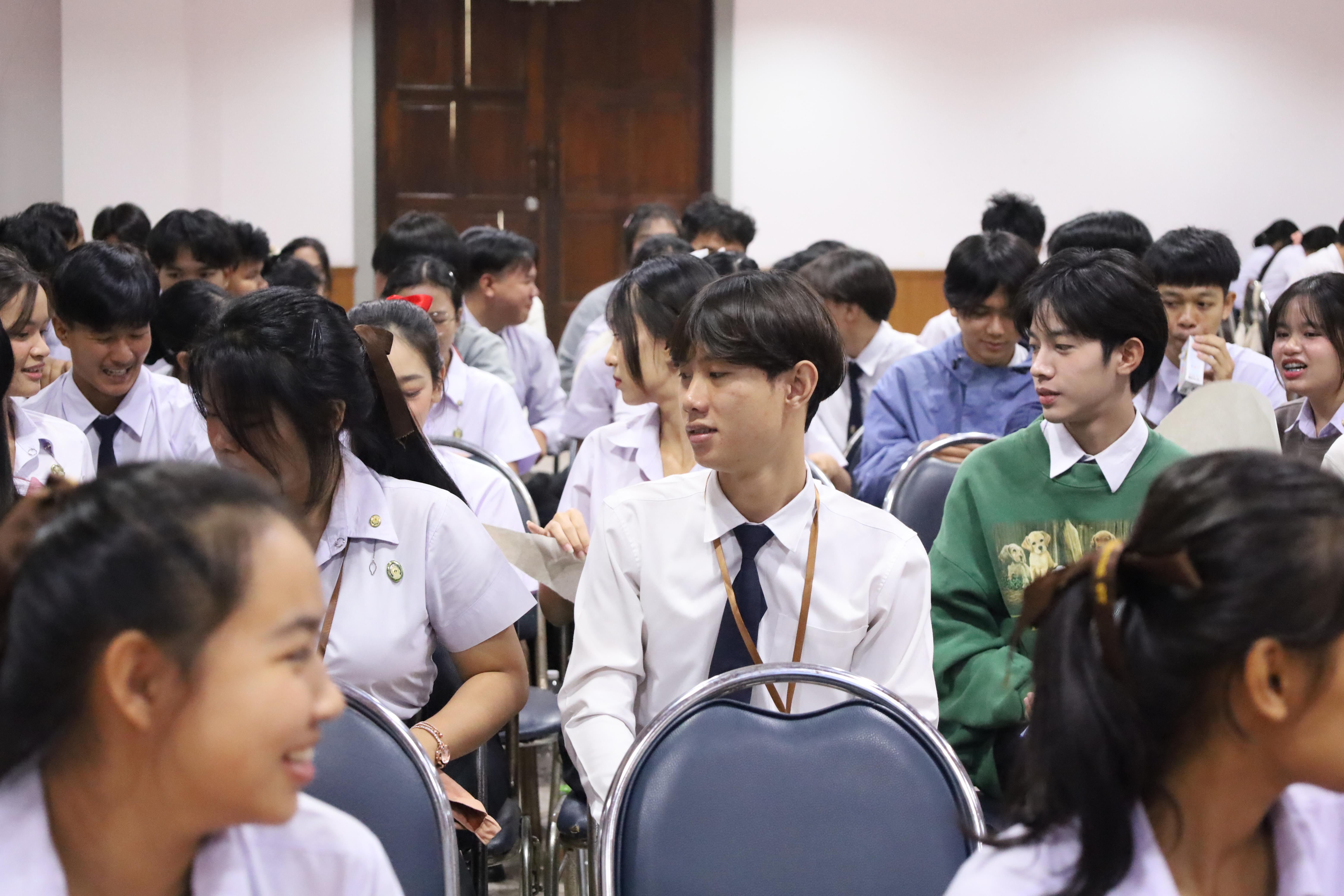 96. กิจกรรมอบรมพัฒนาทักษะนักศึกษาตามฐานสมรรถนะ ชั้นปีที่ 1 (ครูดี)