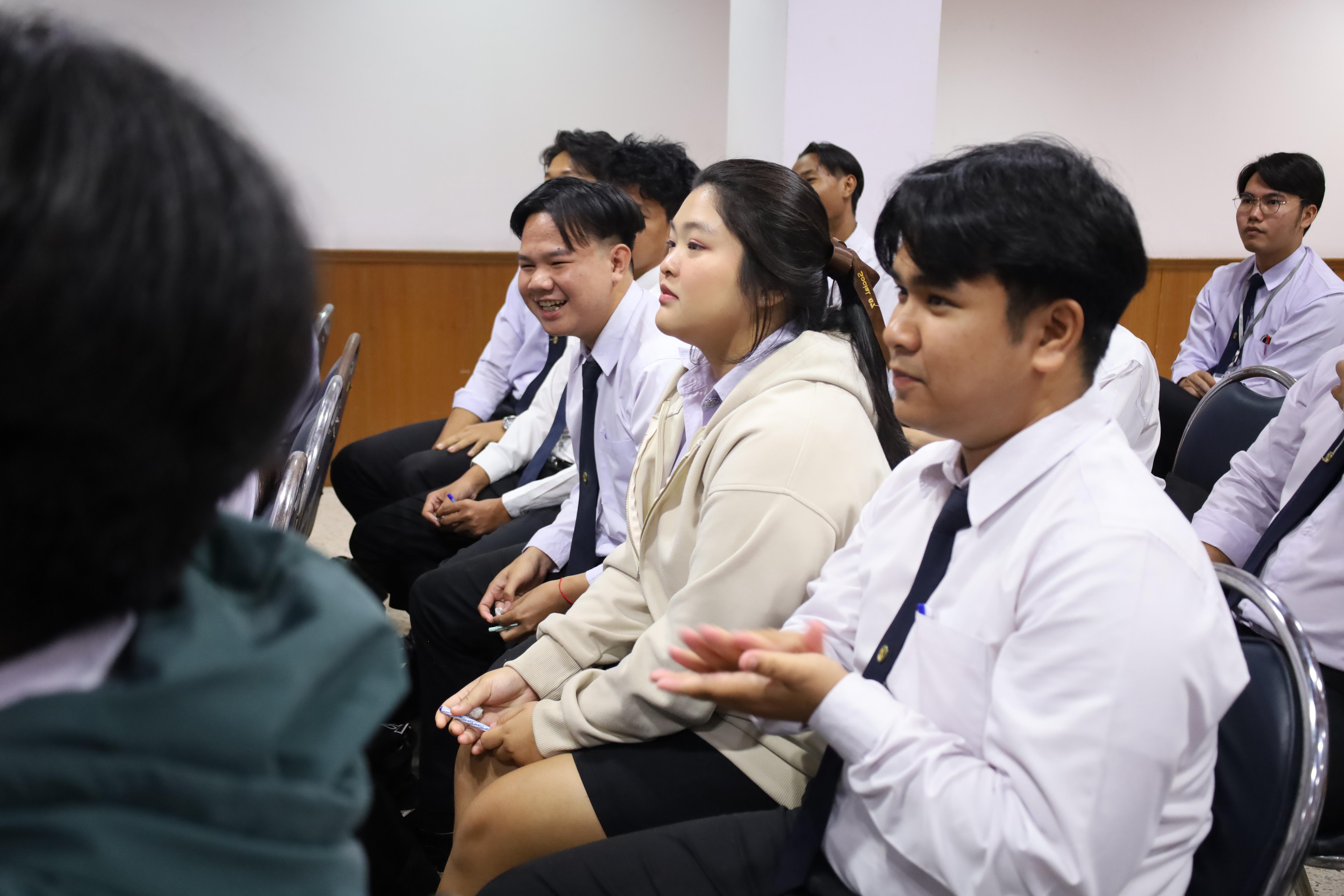 113. กิจกรรมอบรมพัฒนาทักษะนักศึกษาตามฐานสมรรถนะ ชั้นปีที่ 1 (ครูดี)