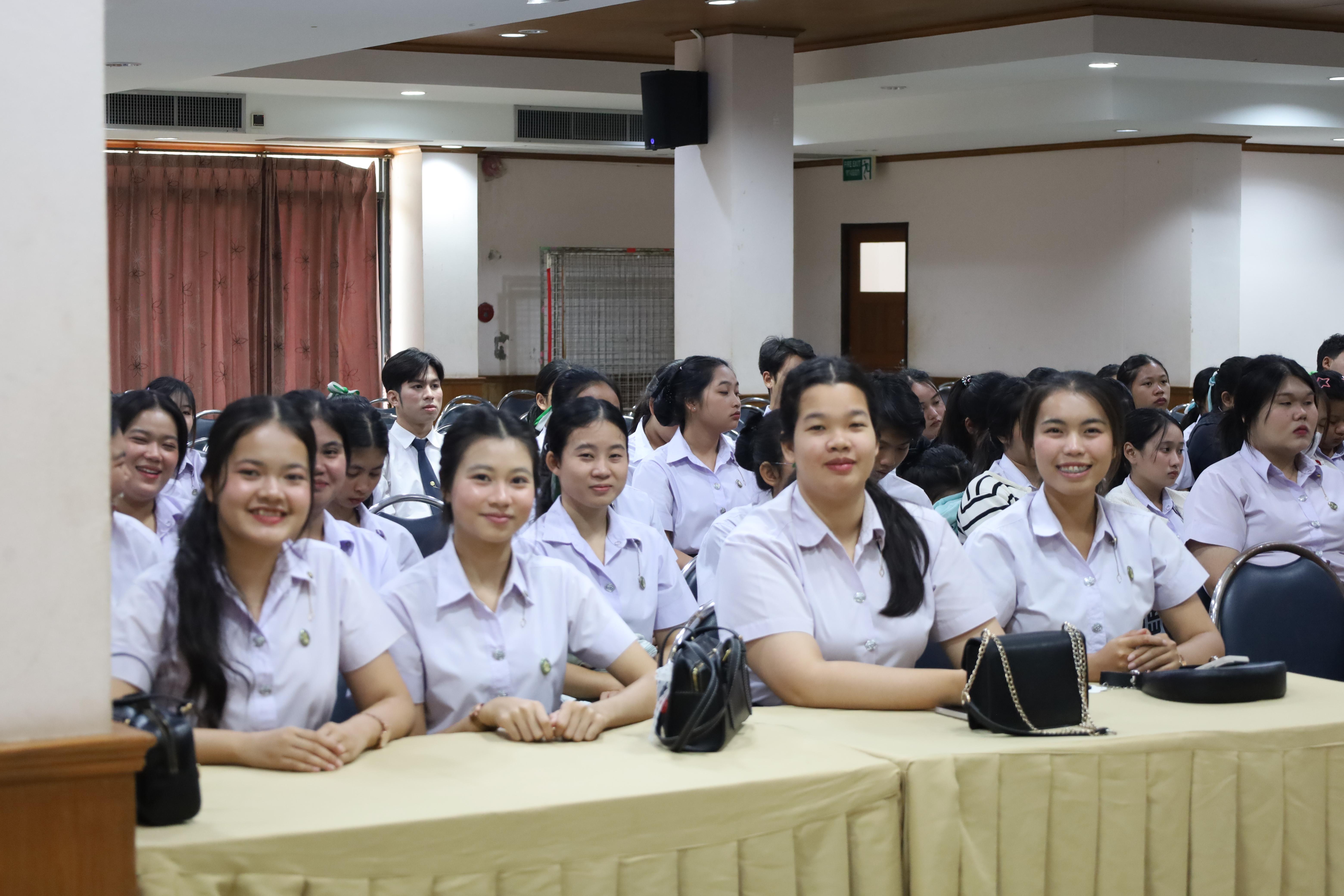 130. กิจกรรมอบรมพัฒนาทักษะนักศึกษาตามฐานสมรรถนะ ชั้นปีที่ 1 (ครูดี)