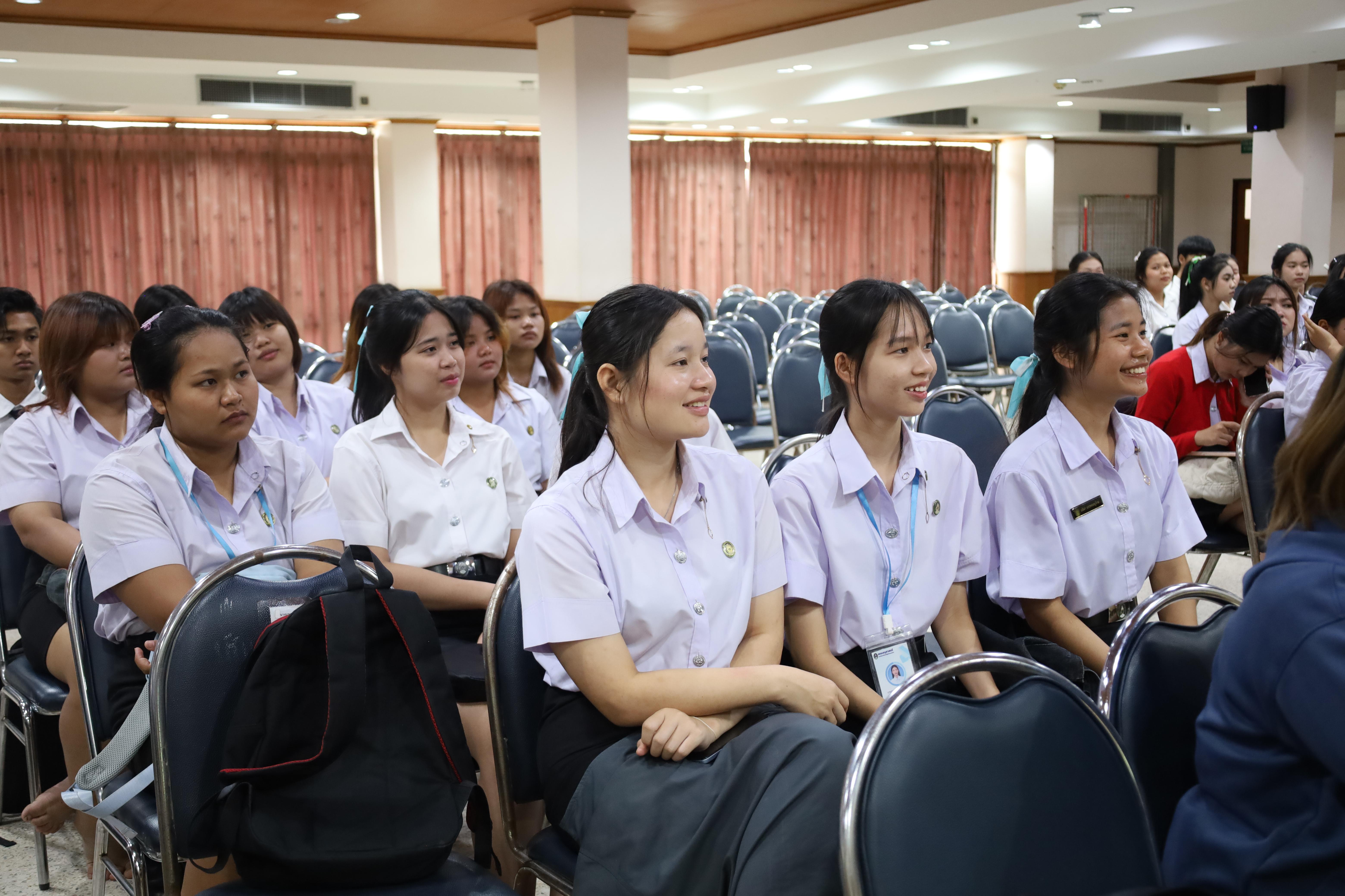 133. กิจกรรมอบรมพัฒนาทักษะนักศึกษาตามฐานสมรรถนะ ชั้นปีที่ 1 (ครูดี)