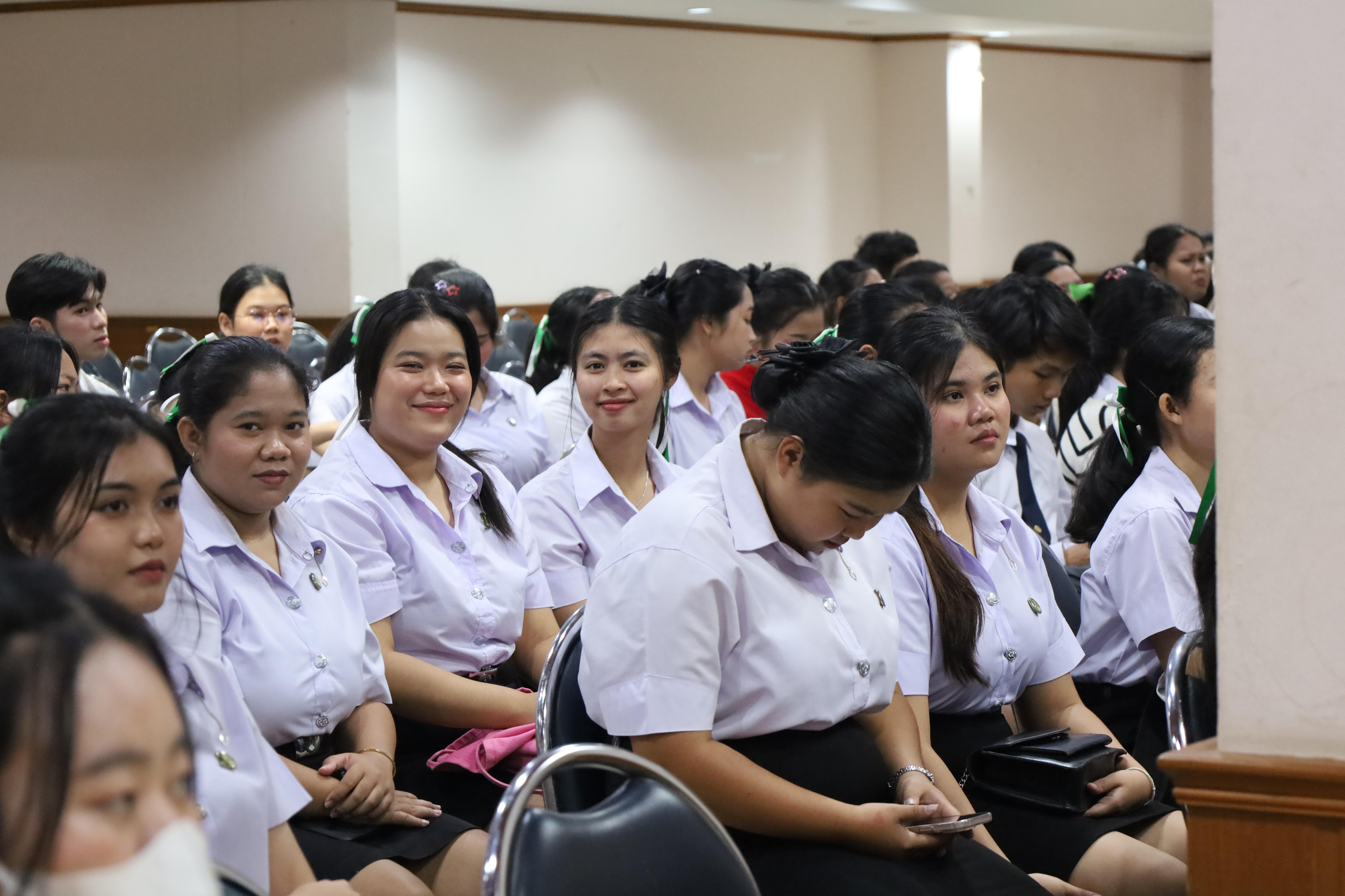 134. กิจกรรมอบรมพัฒนาทักษะนักศึกษาตามฐานสมรรถนะ ชั้นปีที่ 1 (ครูดี)