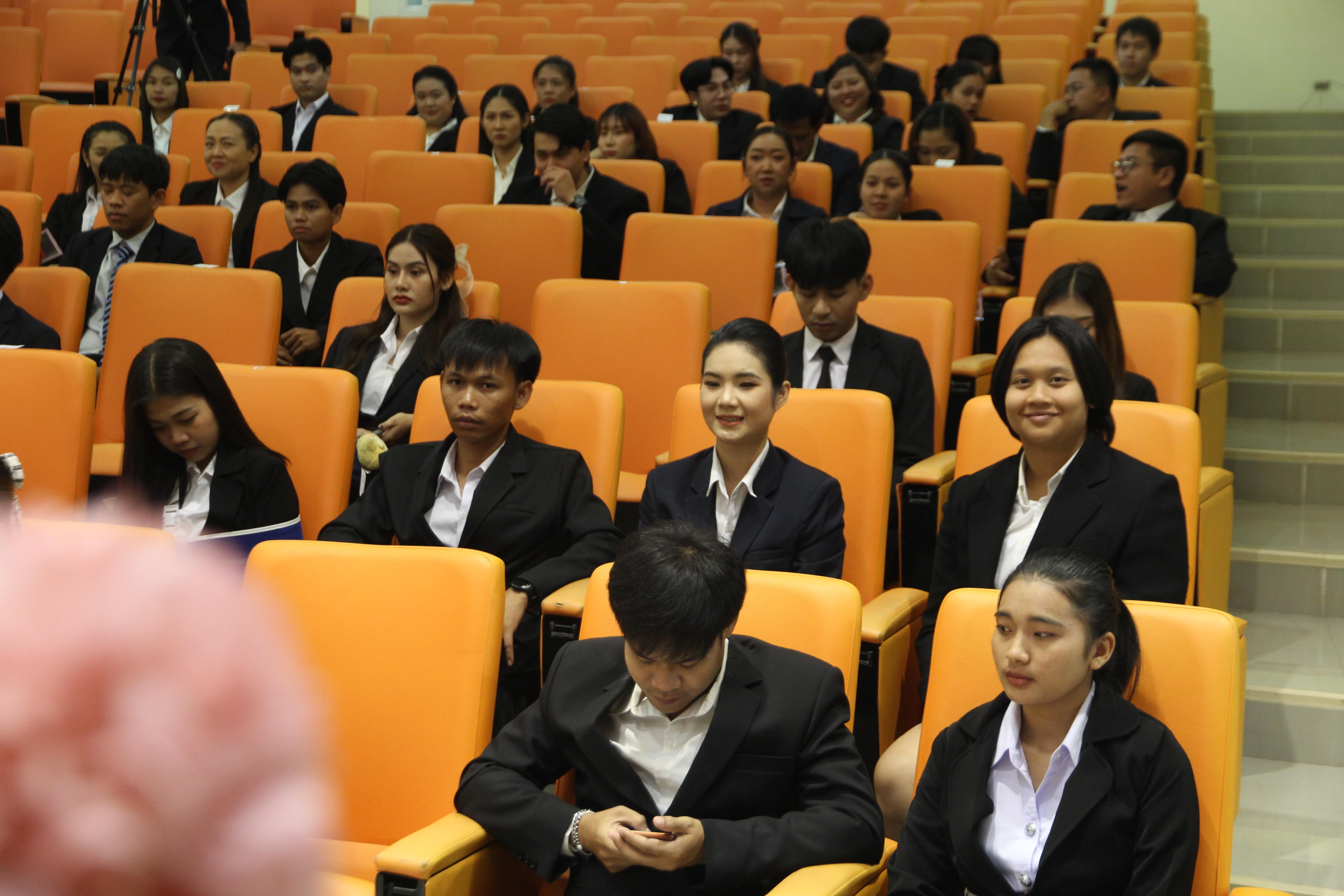 27. พิธีปัจฉิมนิเทศนักศึกษาหลักสูตรประกาศนียบัตรบัณฑิต สาขาวิชาชีพครู ประจำปีการศึกษา 2567