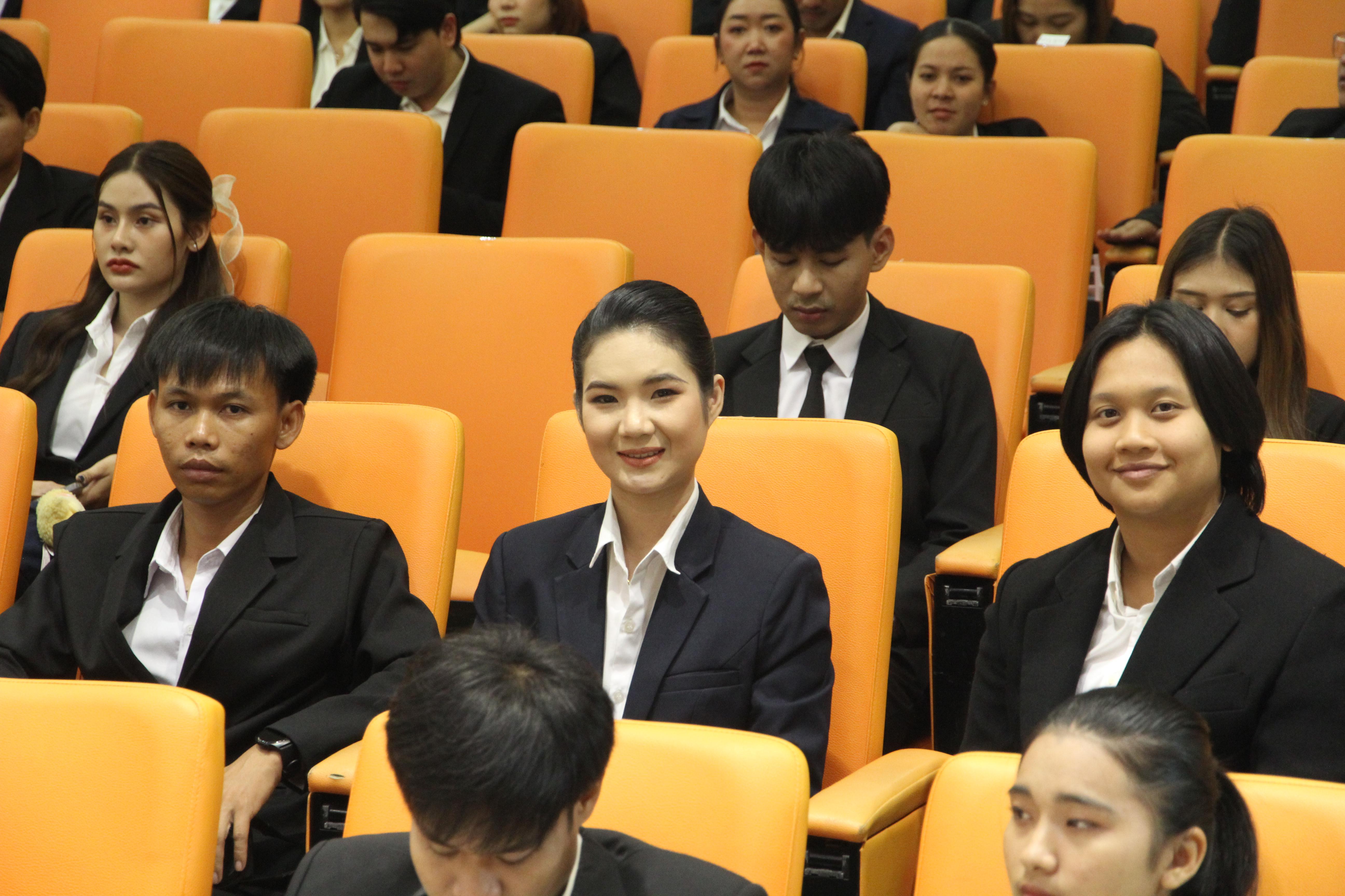 30. พิธีปัจฉิมนิเทศนักศึกษาหลักสูตรประกาศนียบัตรบัณฑิต สาขาวิชาชีพครู ประจำปีการศึกษา 2567