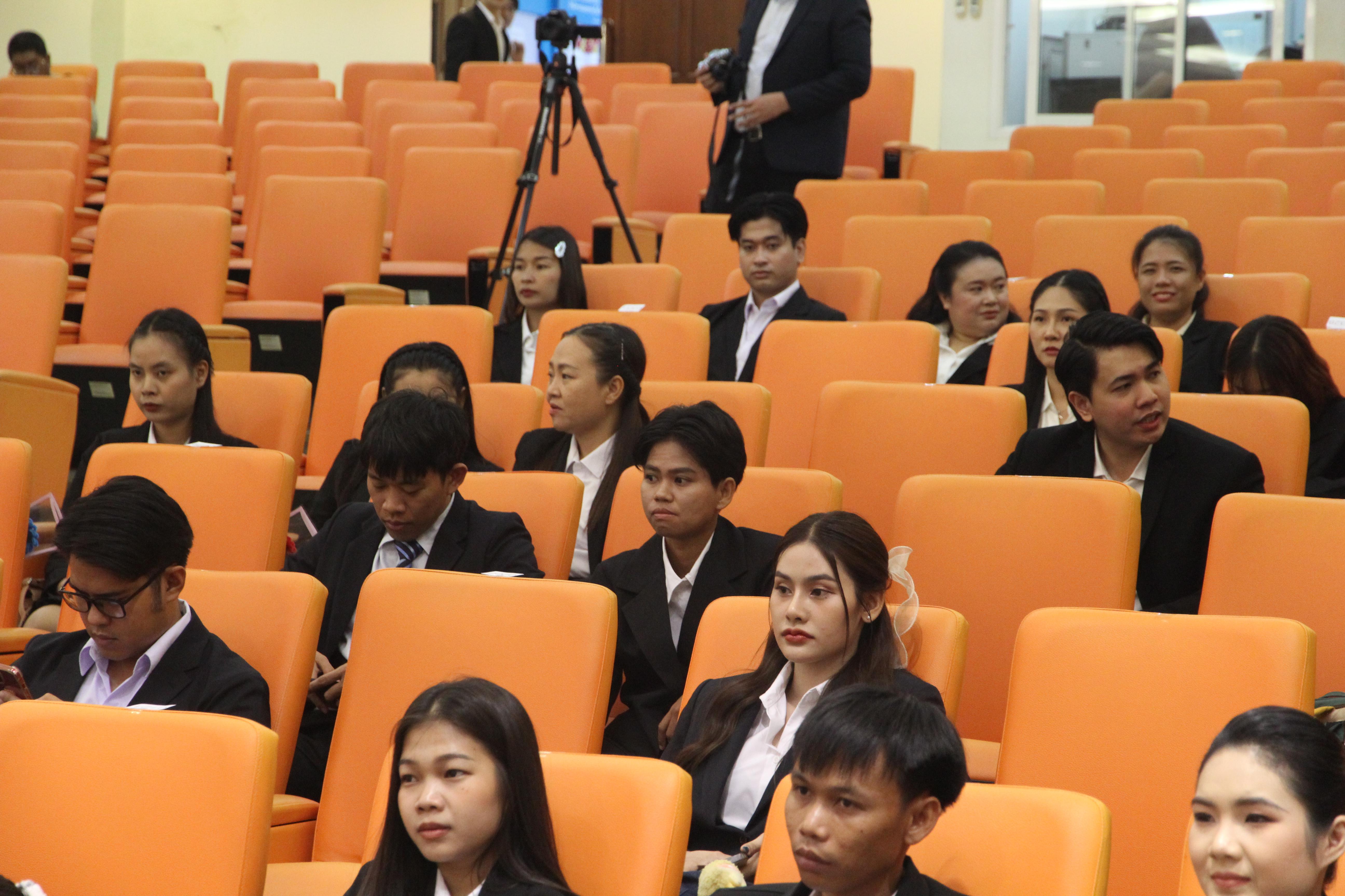 34. พิธีปัจฉิมนิเทศนักศึกษาหลักสูตรประกาศนียบัตรบัณฑิต สาขาวิชาชีพครู ประจำปีการศึกษา 2567