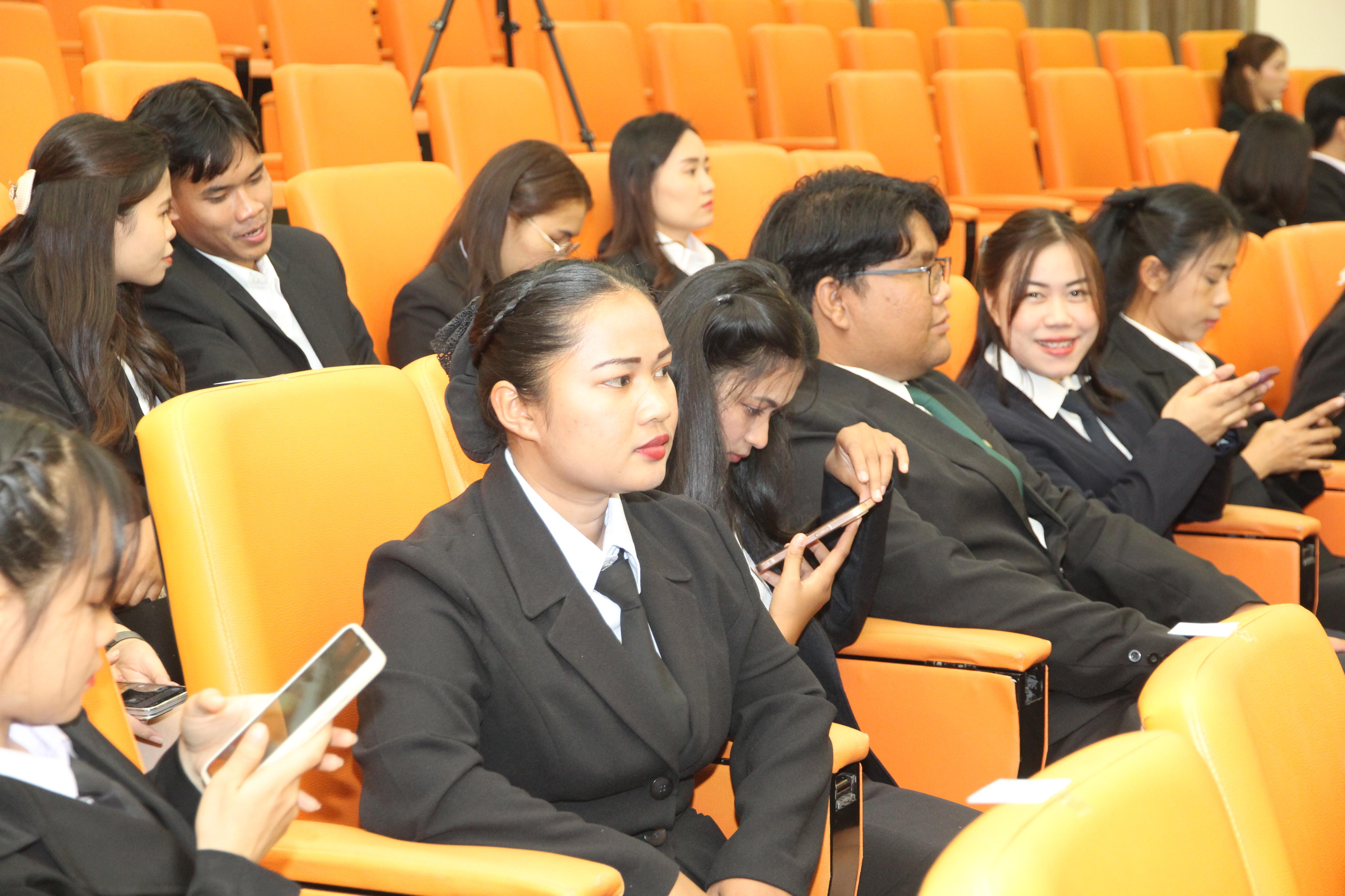 35. พิธีปัจฉิมนิเทศนักศึกษาหลักสูตรประกาศนียบัตรบัณฑิต สาขาวิชาชีพครู ประจำปีการศึกษา 2567