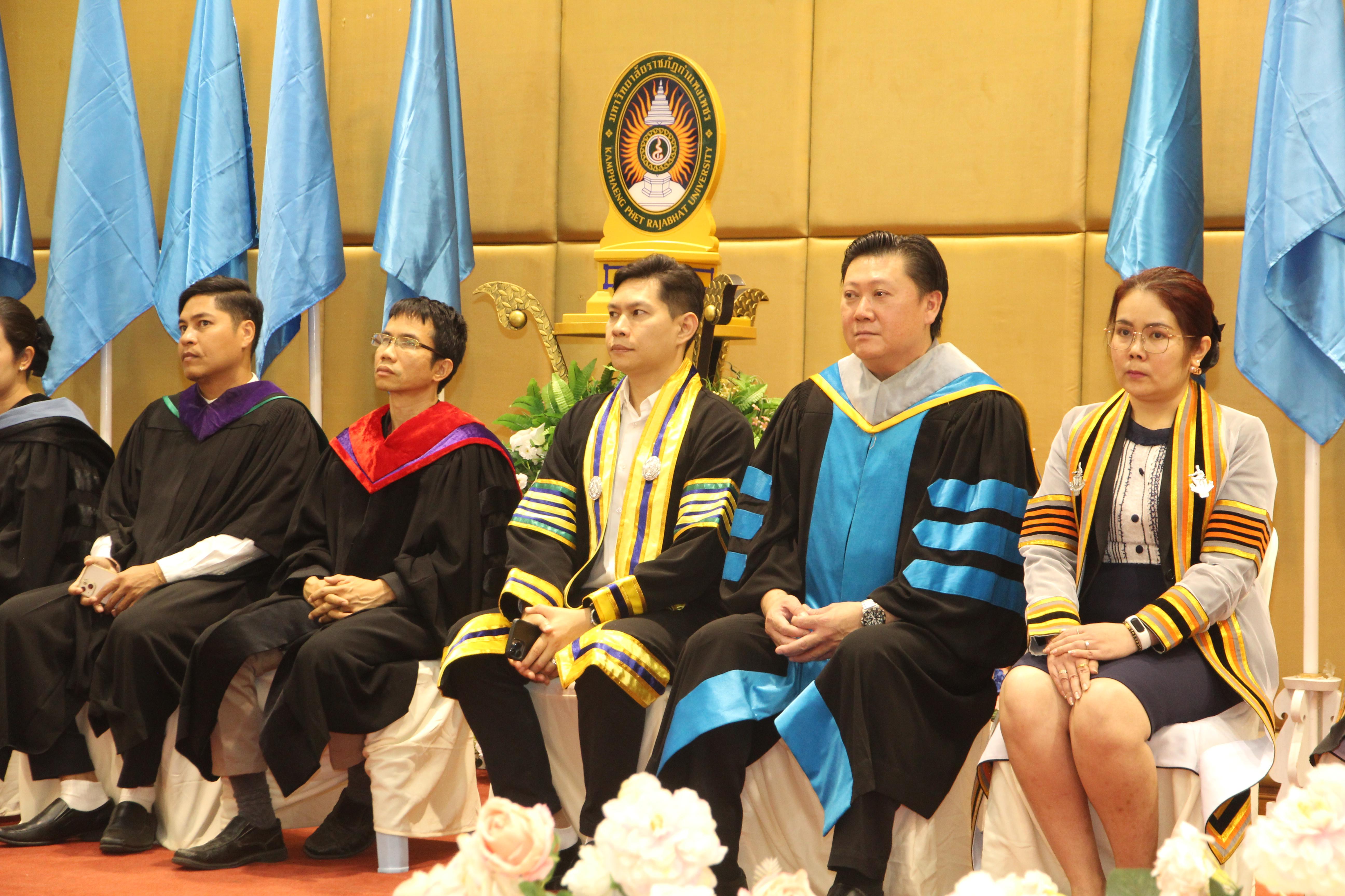 90. พิธีปัจฉิมนิเทศนักศึกษาหลักสูตรประกาศนียบัตรบัณฑิต สาขาวิชาชีพครู ประจำปีการศึกษา 2567