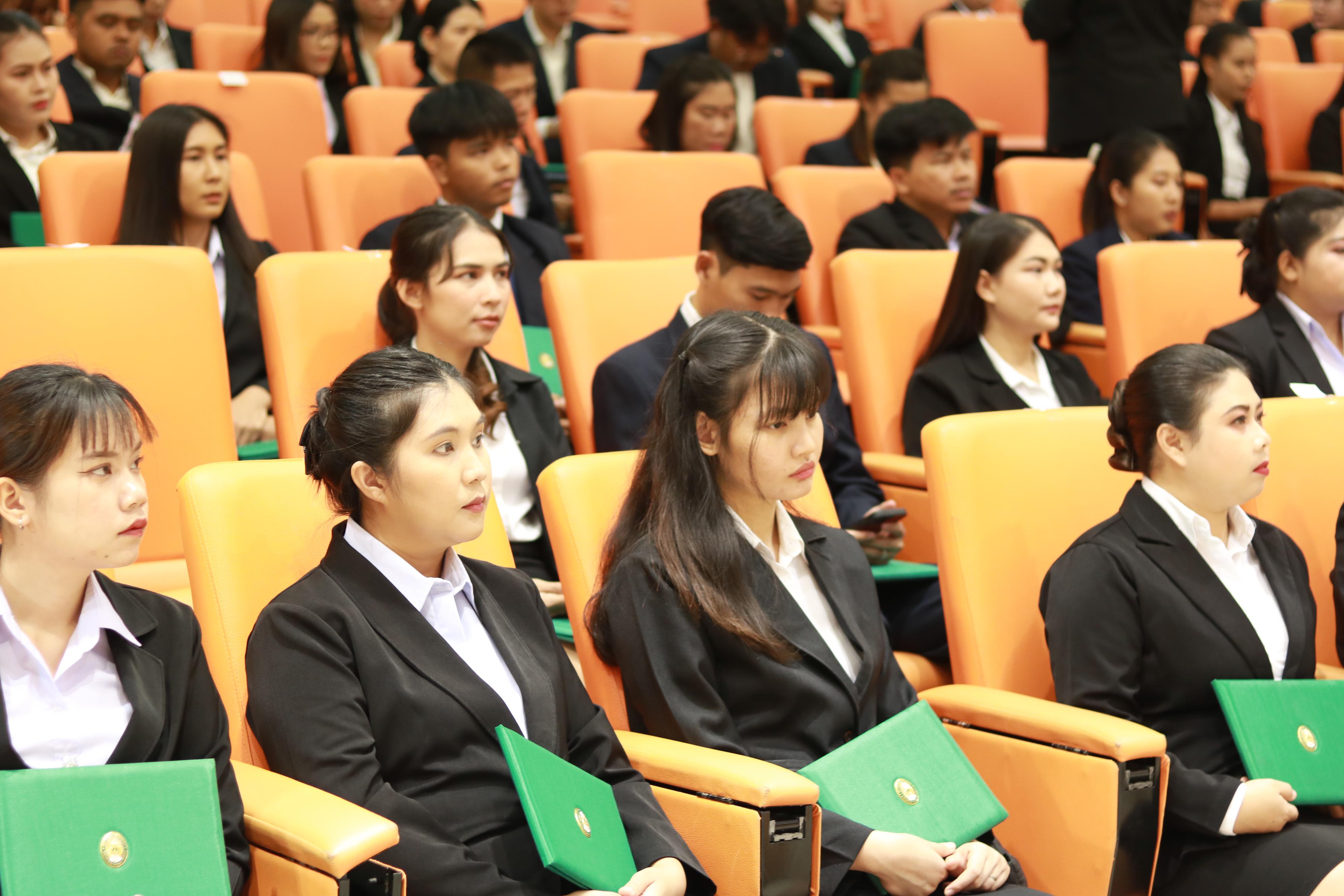 312. พิธีปัจฉิมนิเทศนักศึกษาหลักสูตรประกาศนียบัตรบัณฑิต สาขาวิชาชีพครู ประจำปีการศึกษา 2567
