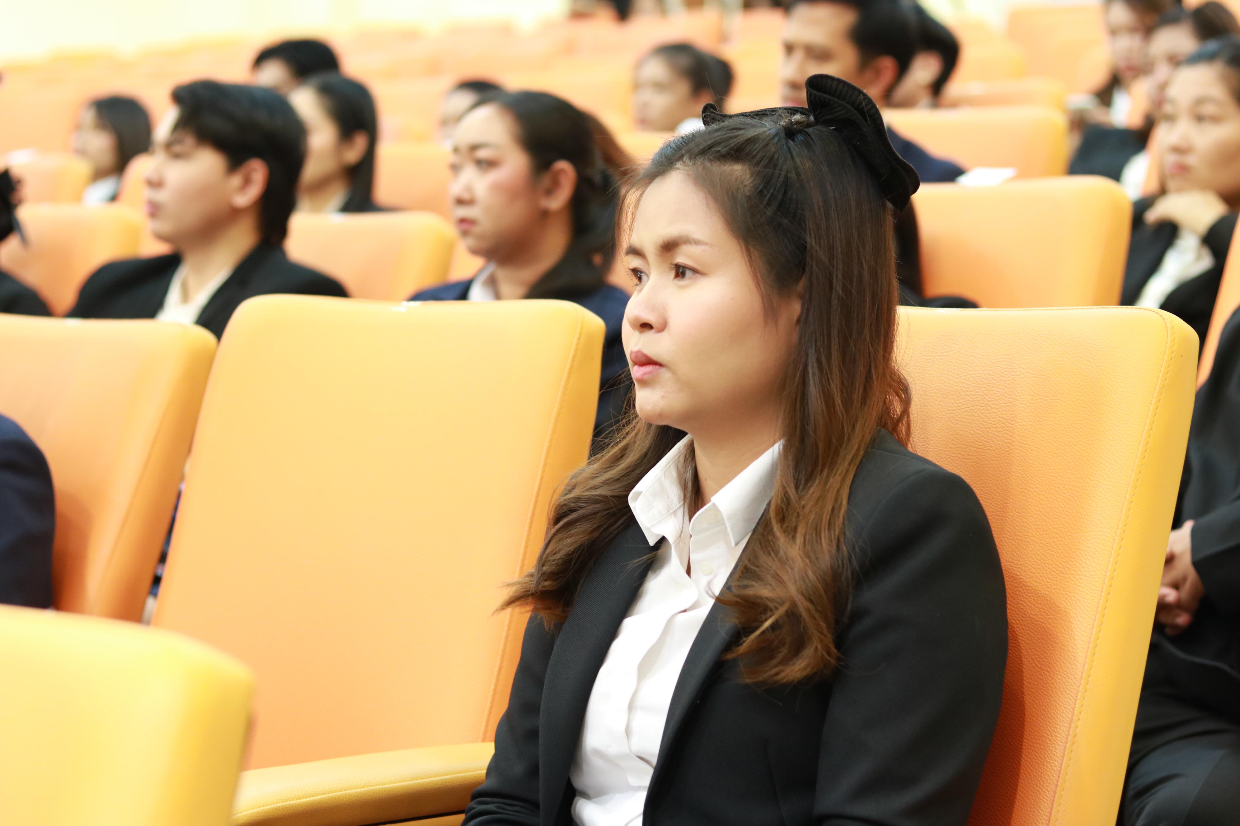325. พิธีปัจฉิมนิเทศนักศึกษาหลักสูตรประกาศนียบัตรบัณฑิต สาขาวิชาชีพครู ประจำปีการศึกษา 2567