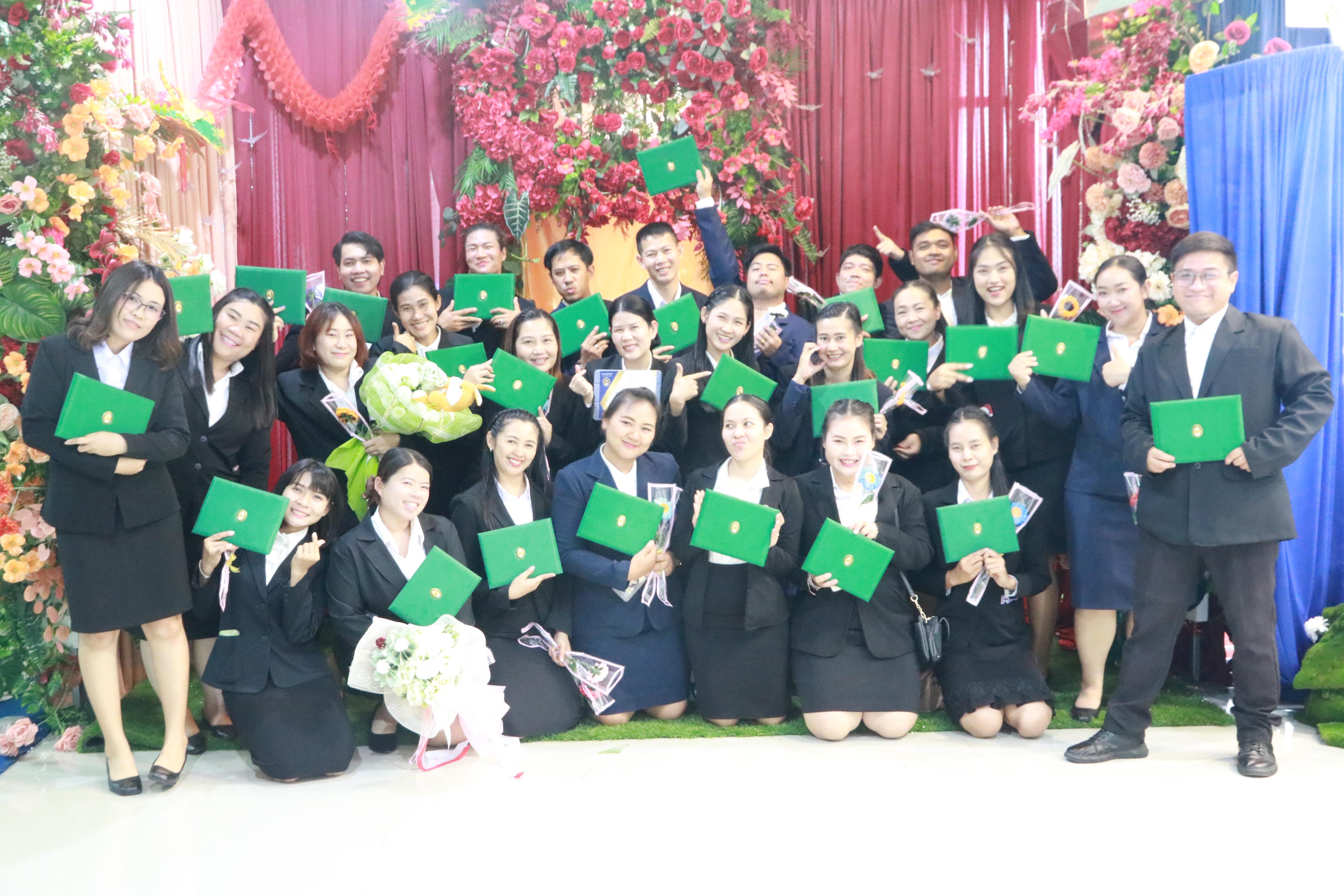 430. พิธีปัจฉิมนิเทศนักศึกษาหลักสูตรประกาศนียบัตรบัณฑิต สาขาวิชาชีพครู ประจำปีการศึกษา 2567
