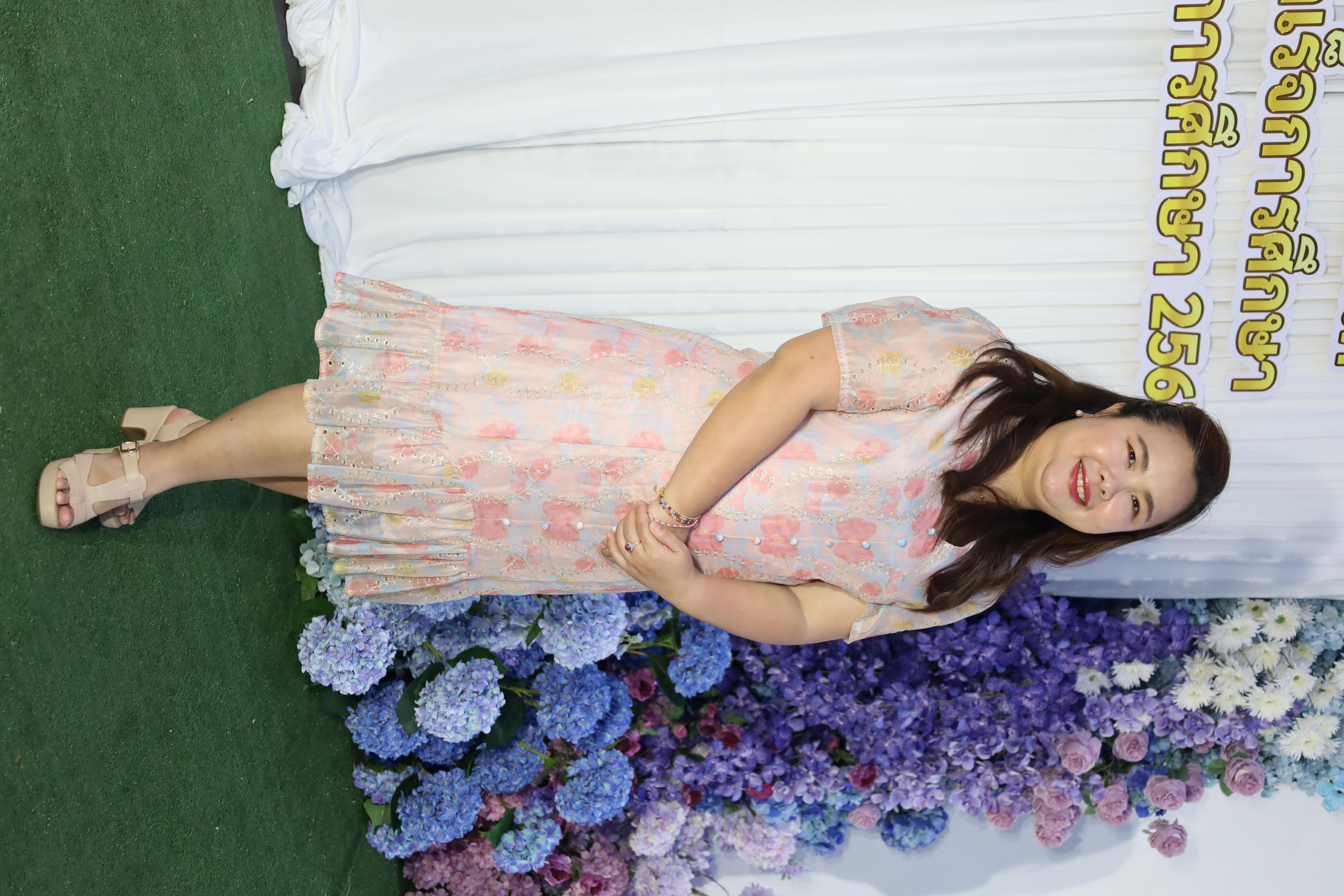 15. งานราตรีสีฟ้า