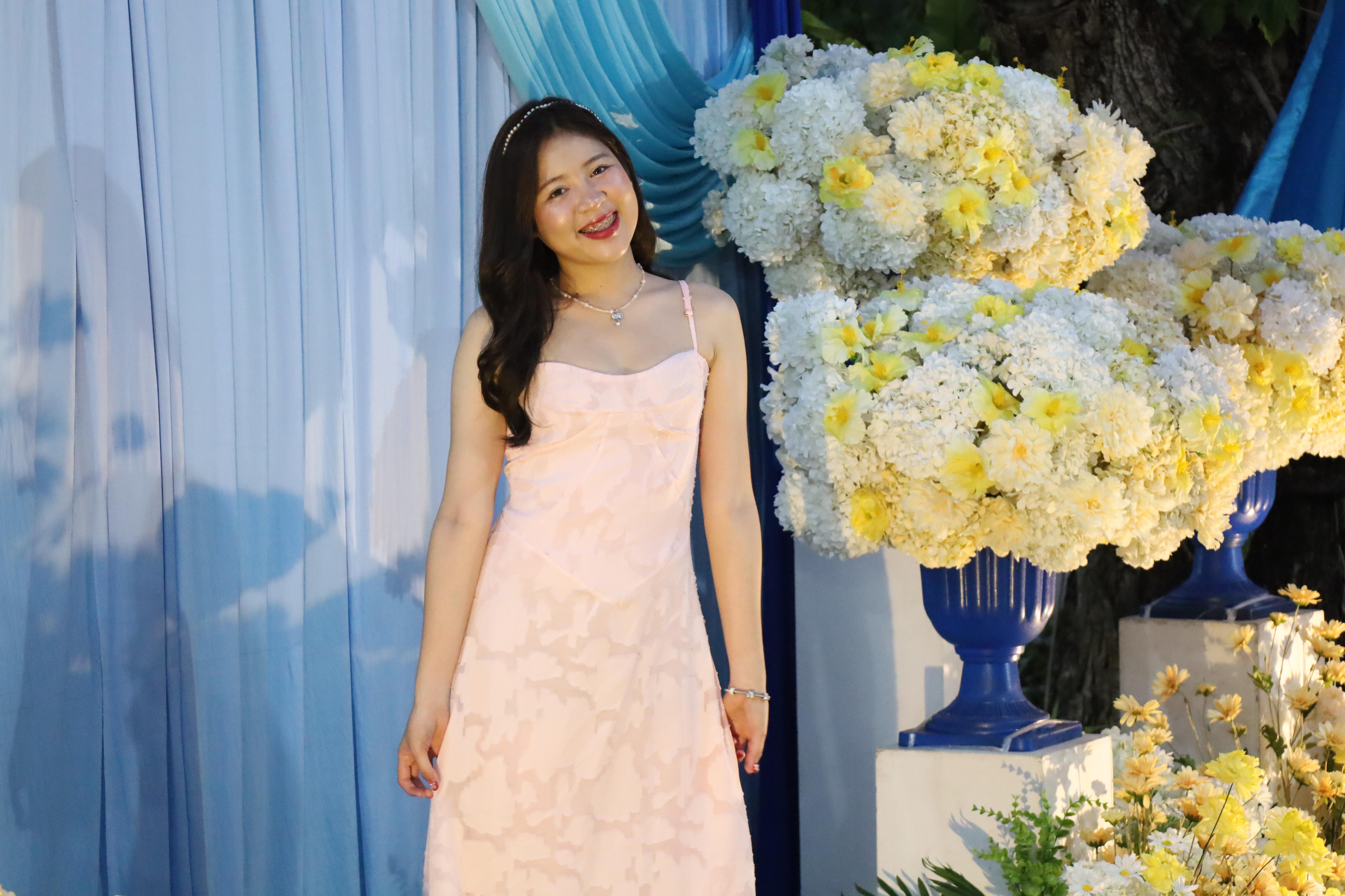 38. งานราตรีสีฟ้า