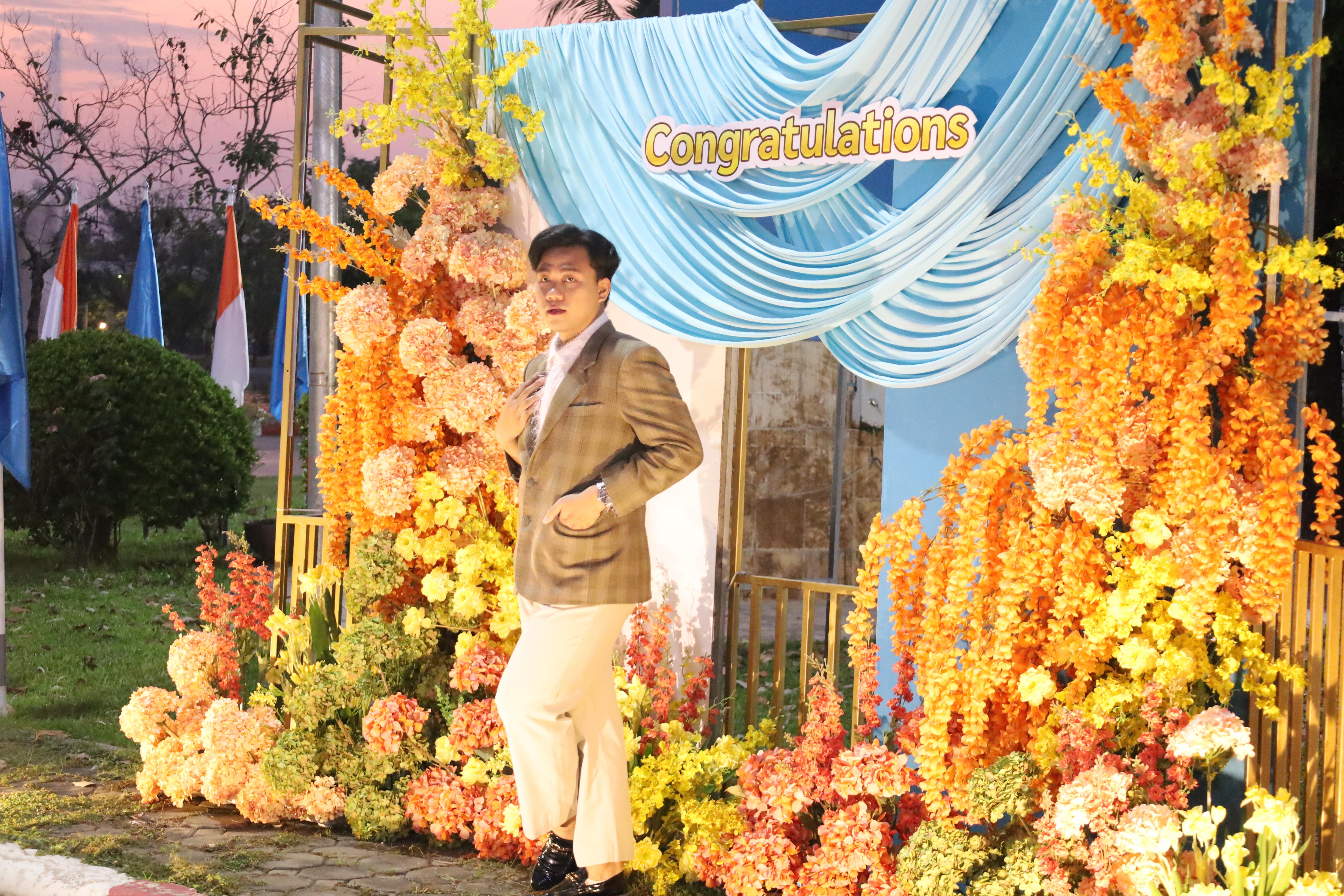 47. งานราตรีสีฟ้า