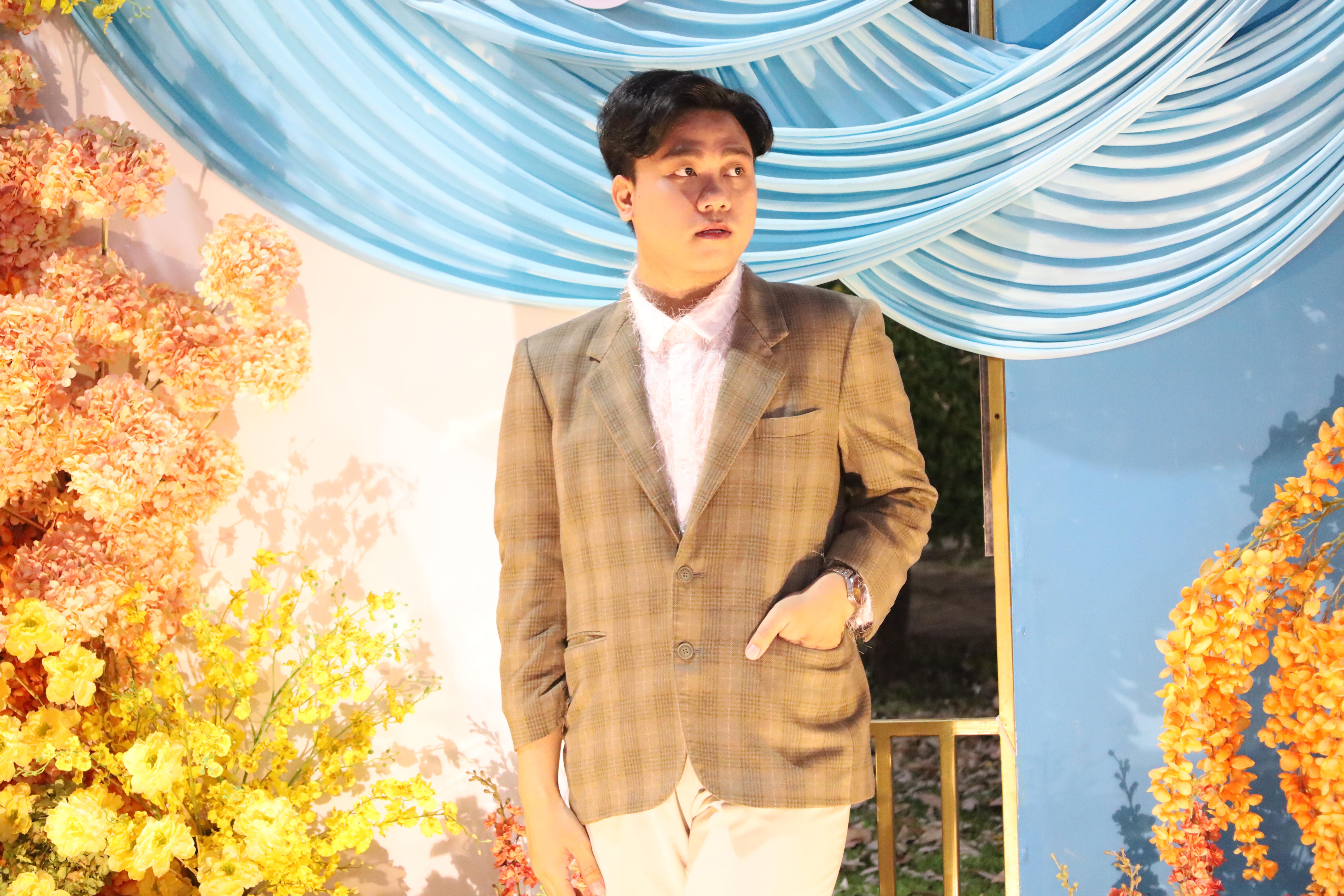 49. งานราตรีสีฟ้า