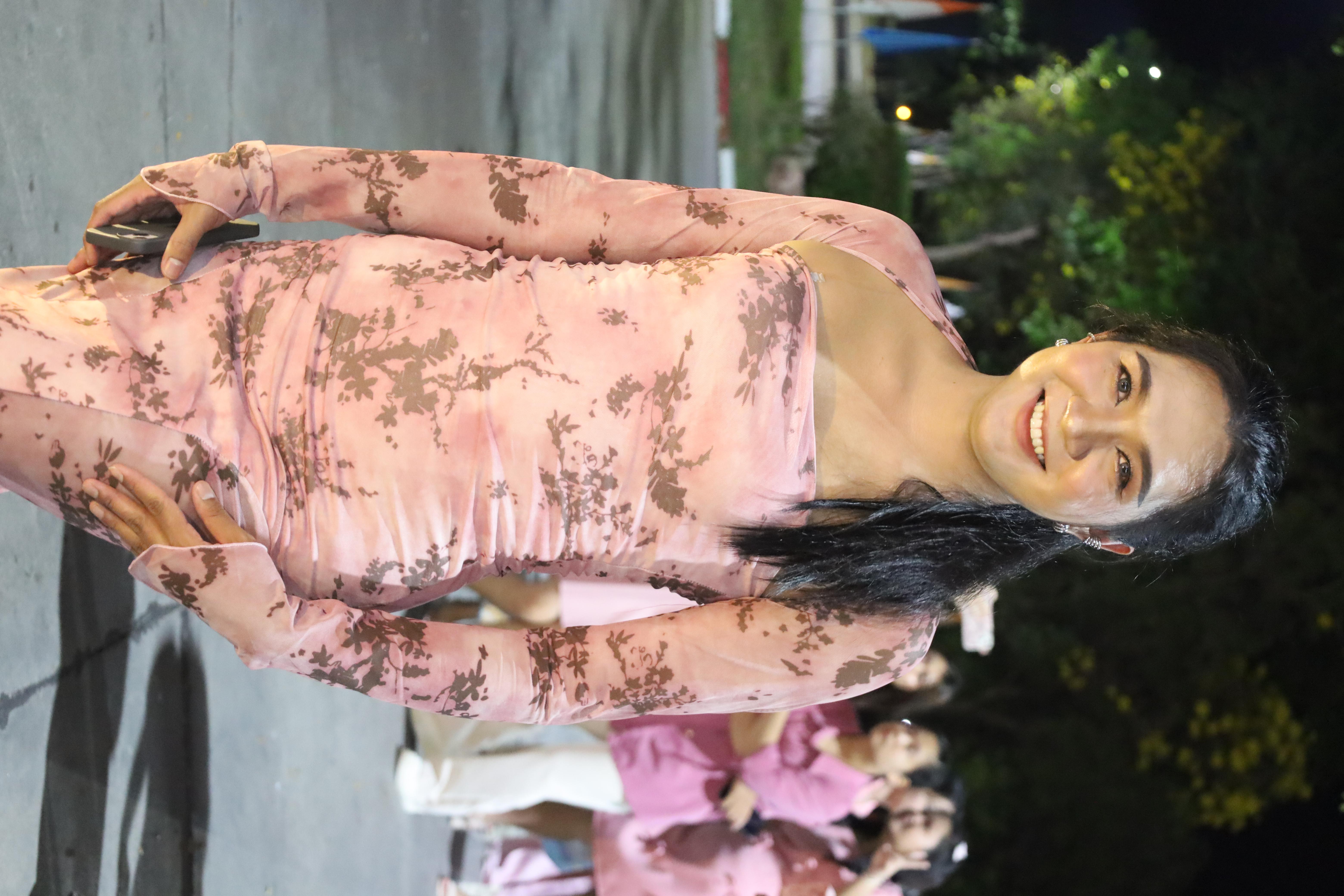 130. งานราตรีสีฟ้า