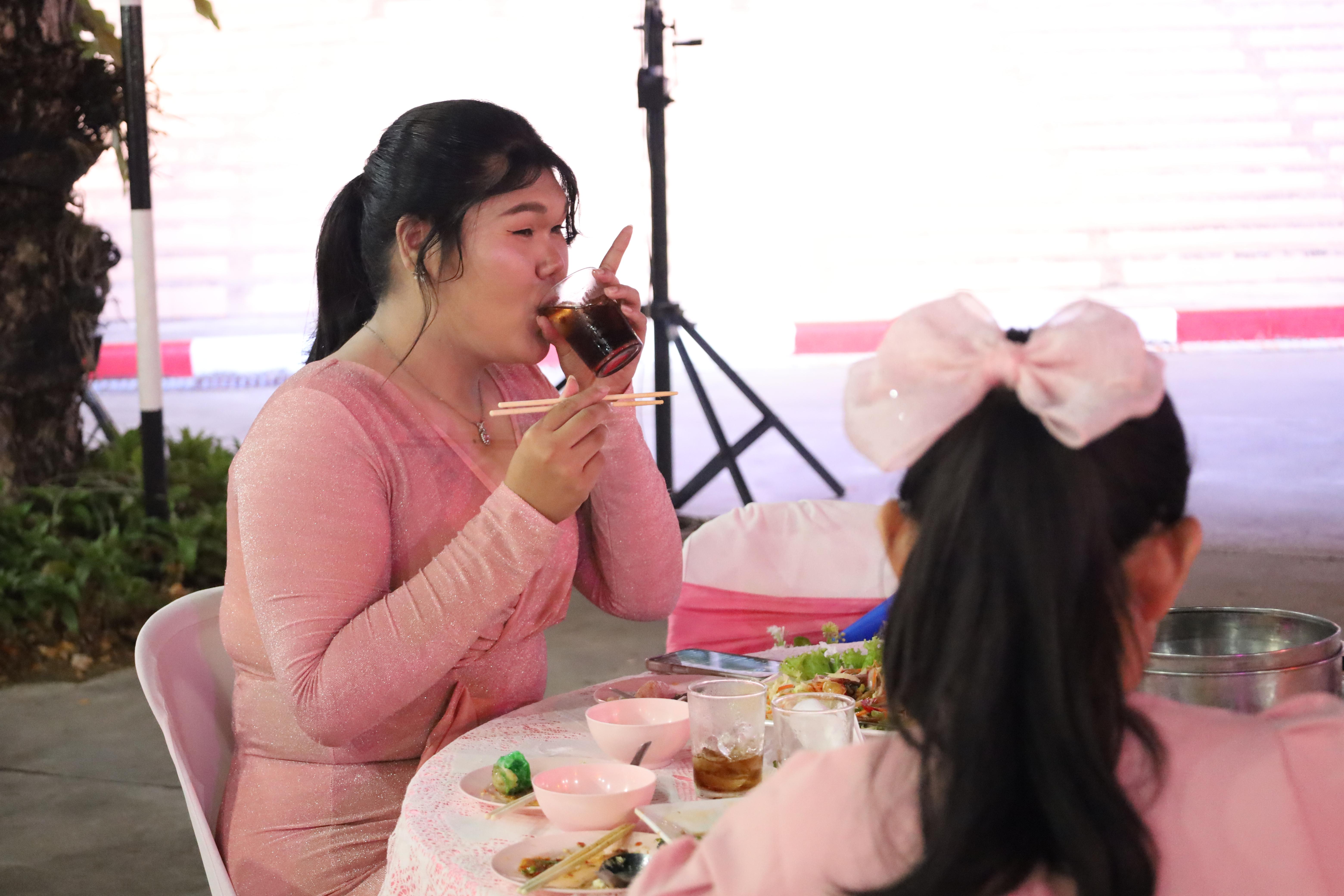 146. งานราตรีสีฟ้า