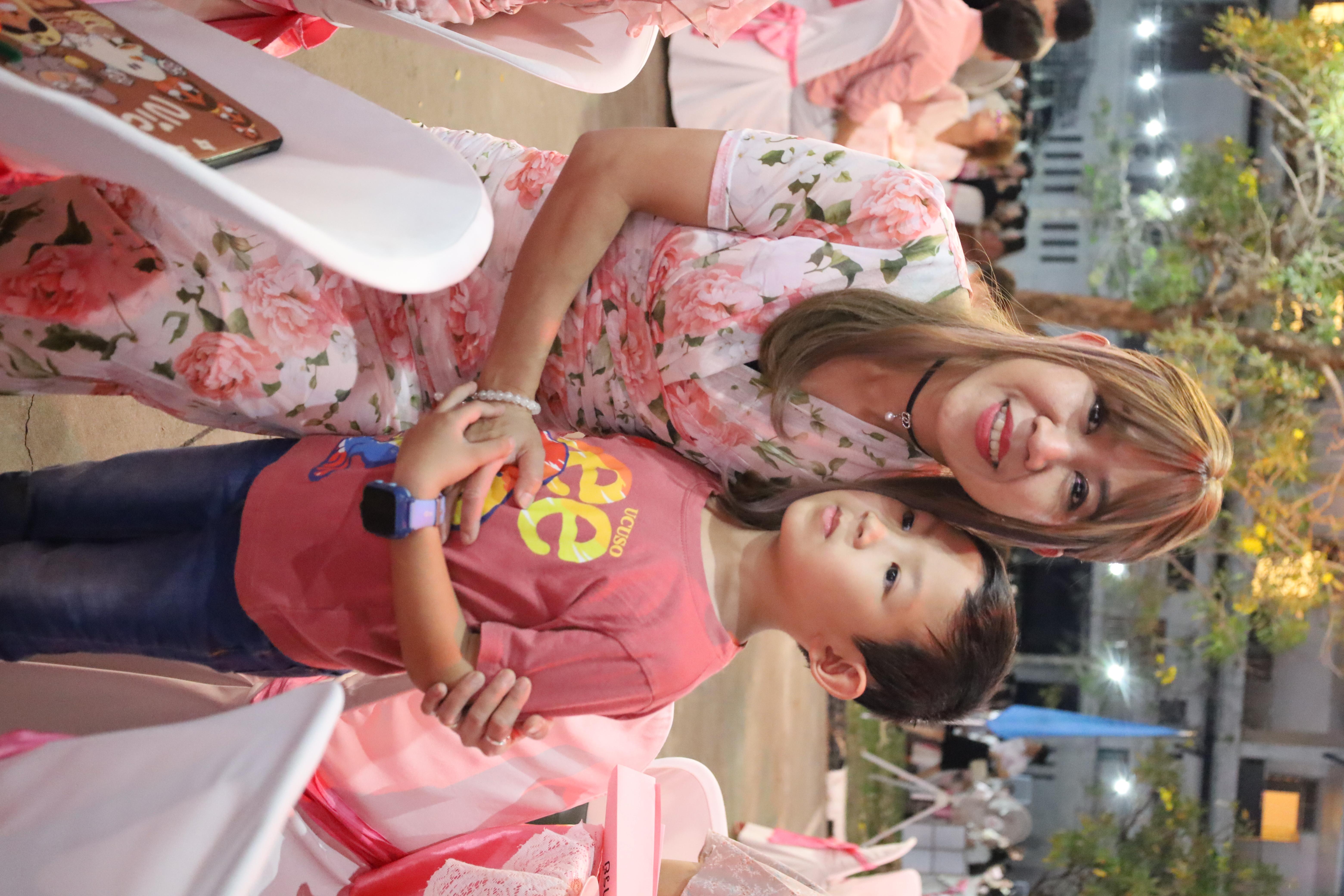 194. งานราตรีสีฟ้า
