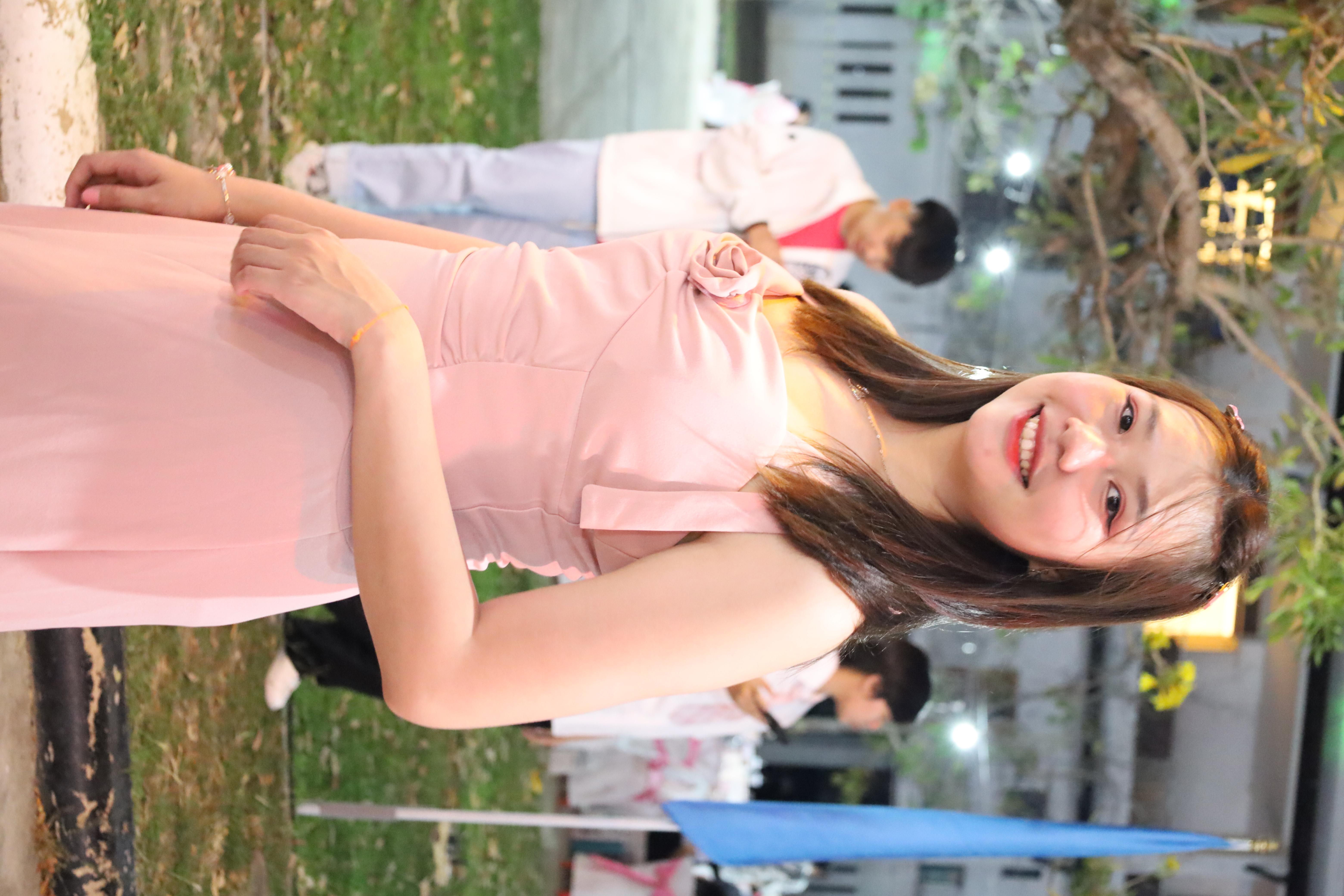 401. งานราตรีสีฟ้า