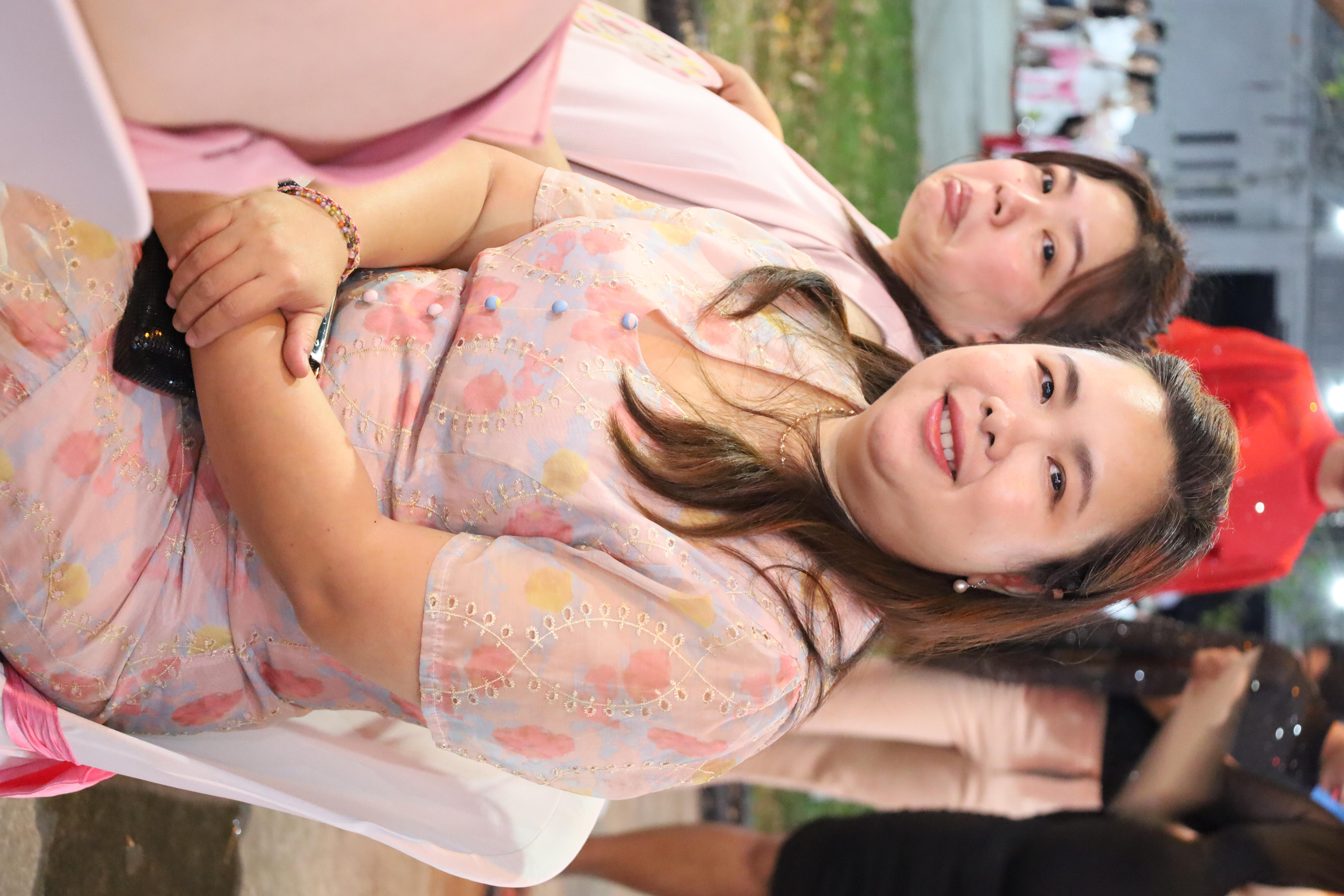 436. งานราตรีสีฟ้า