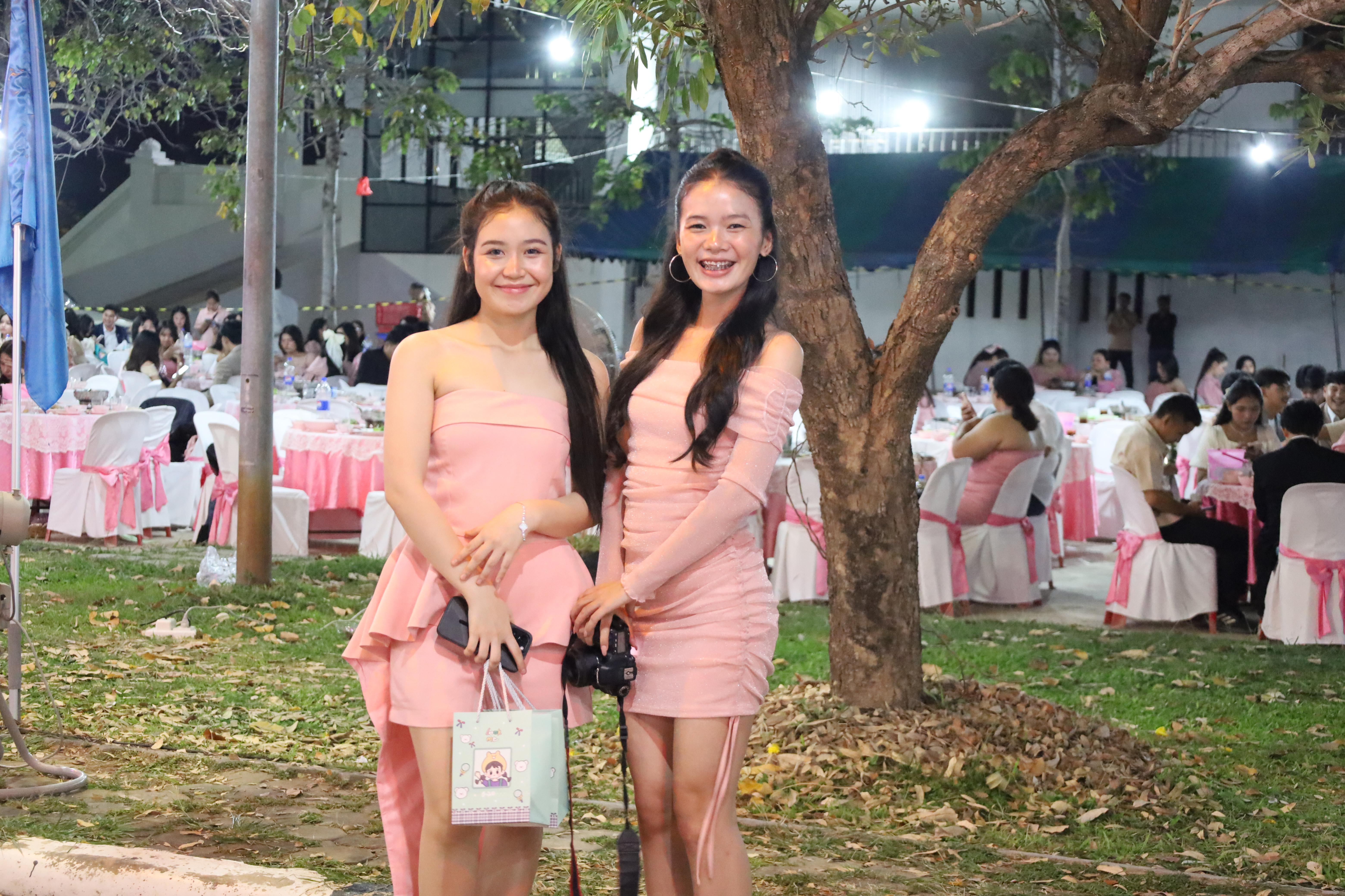 463. งานราตรีสีฟ้า