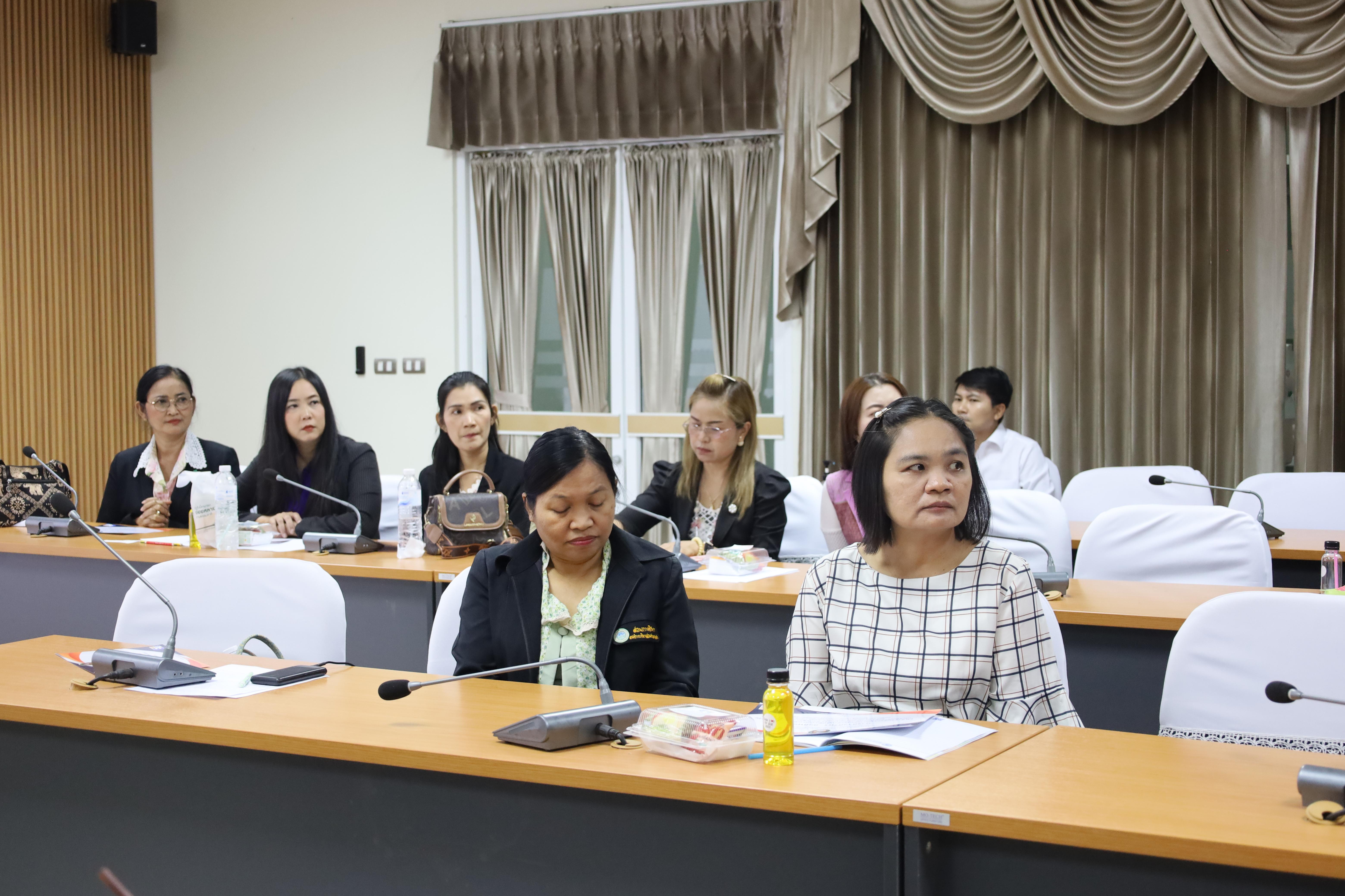 16. การเขียนบทความวิจัยสำหรับการตีพิมพ์เผยแพร่ในวารสารคณะครุศาสตร์