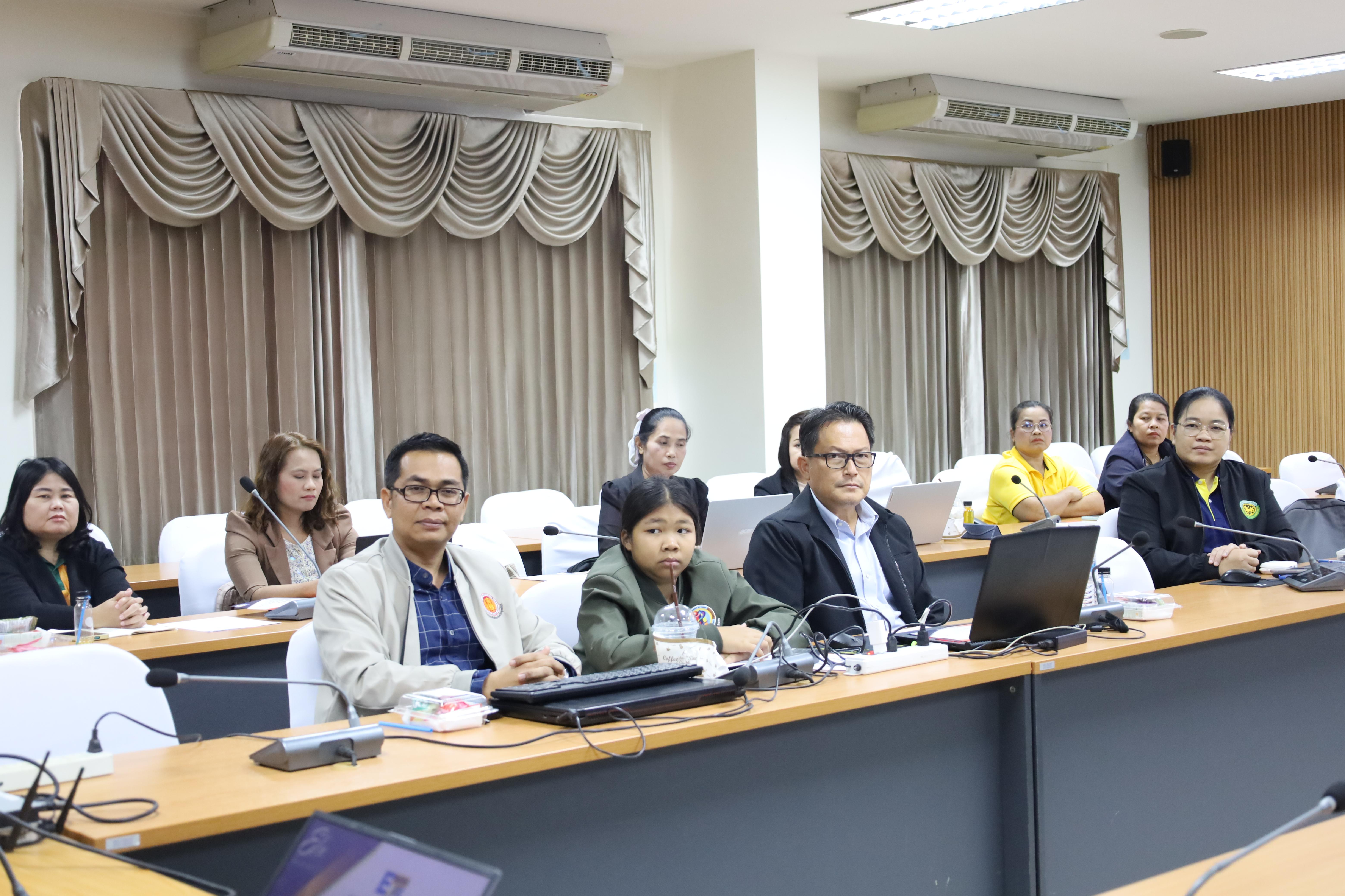 21. การเขียนบทความวิจัยสำหรับการตีพิมพ์เผยแพร่ในวารสารคณะครุศาสตร์