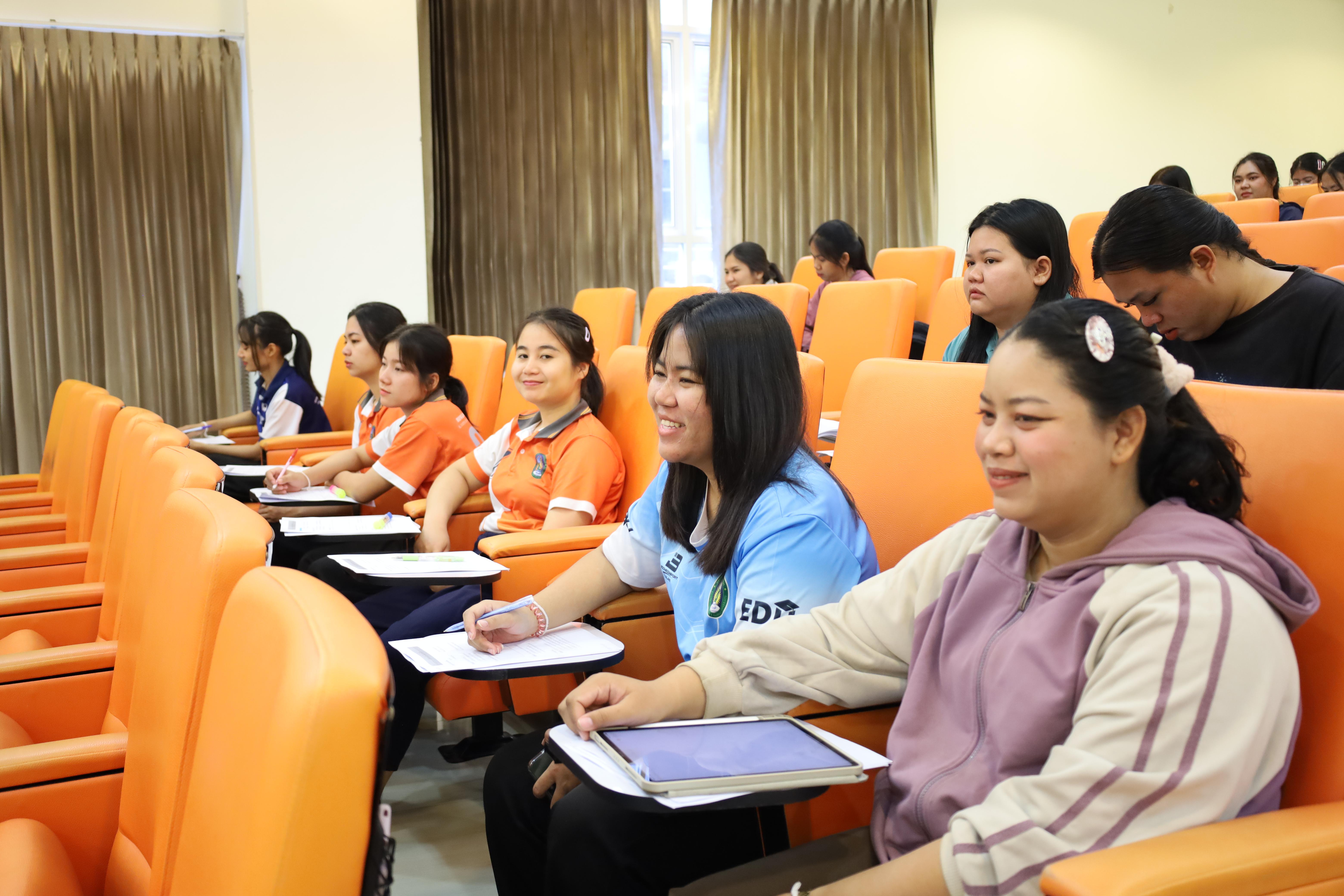 27. โครงการยกระดับสมรรถนะตามมาตรฐานบัณฑิตและดูแลบัณฑิตครูของโปรแกรมวิชาภาษาไทย