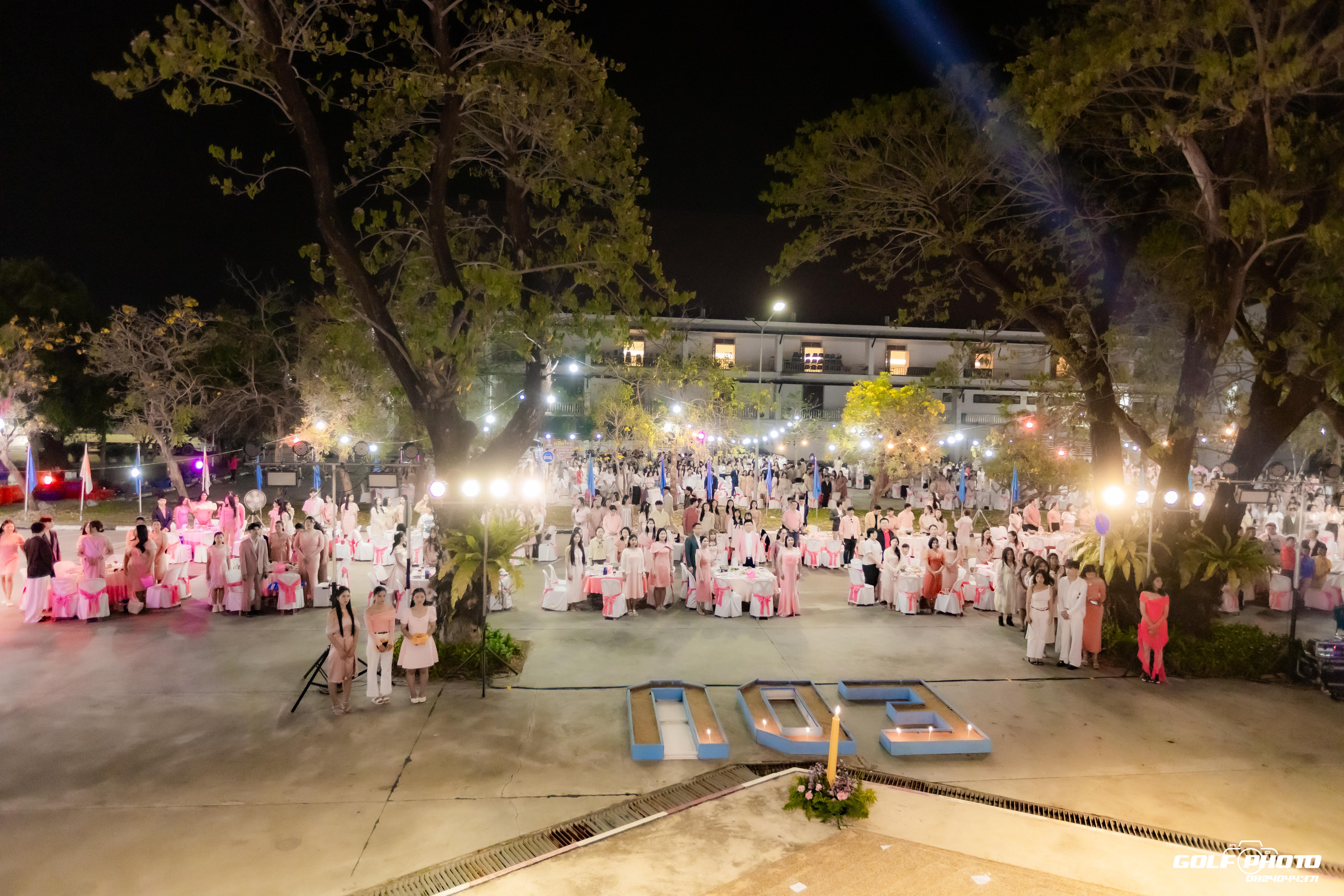 129. งานราตรีสีฟ้า