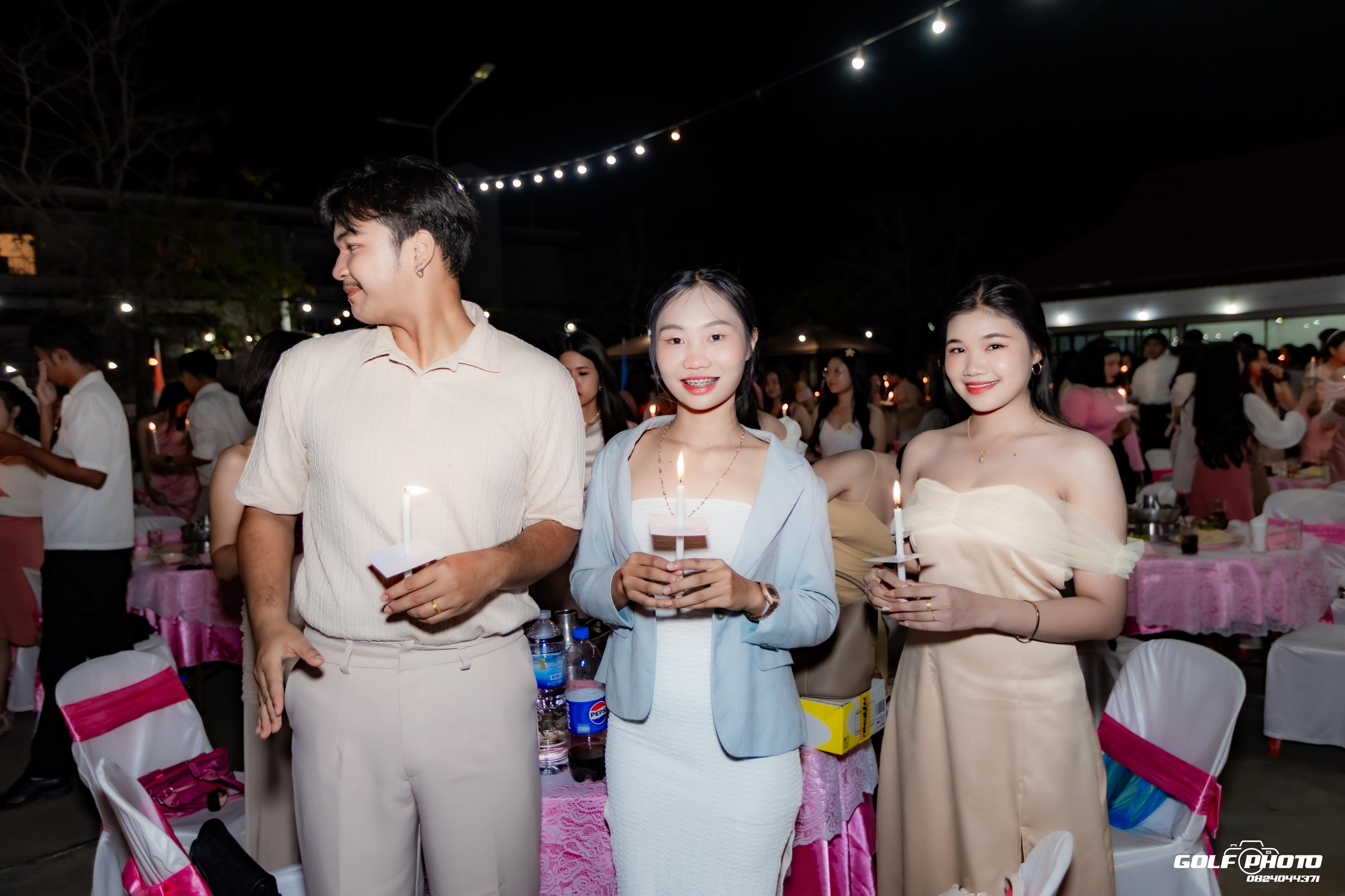 150. งานราตรีสีฟ้า