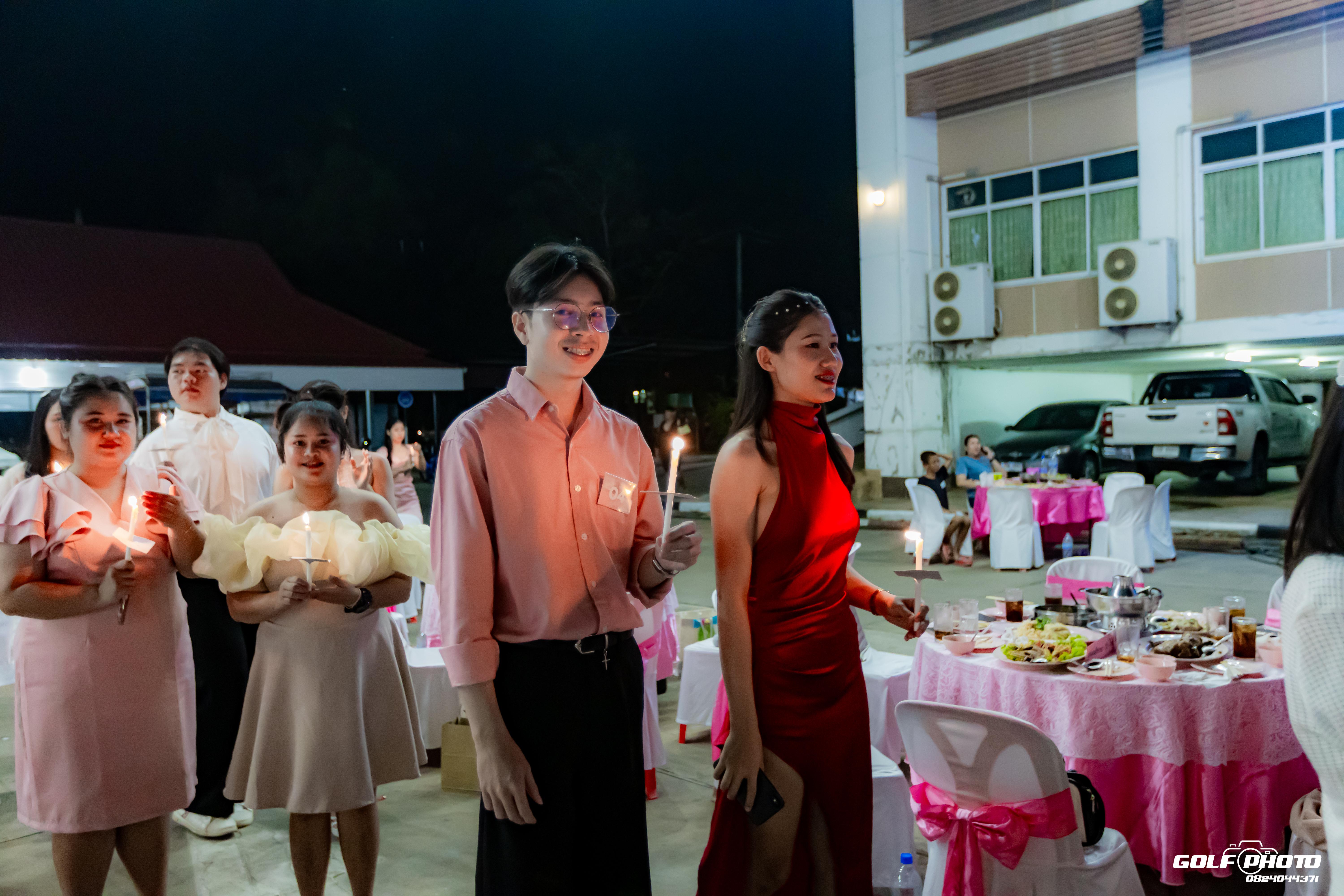 157. งานราตรีสีฟ้า