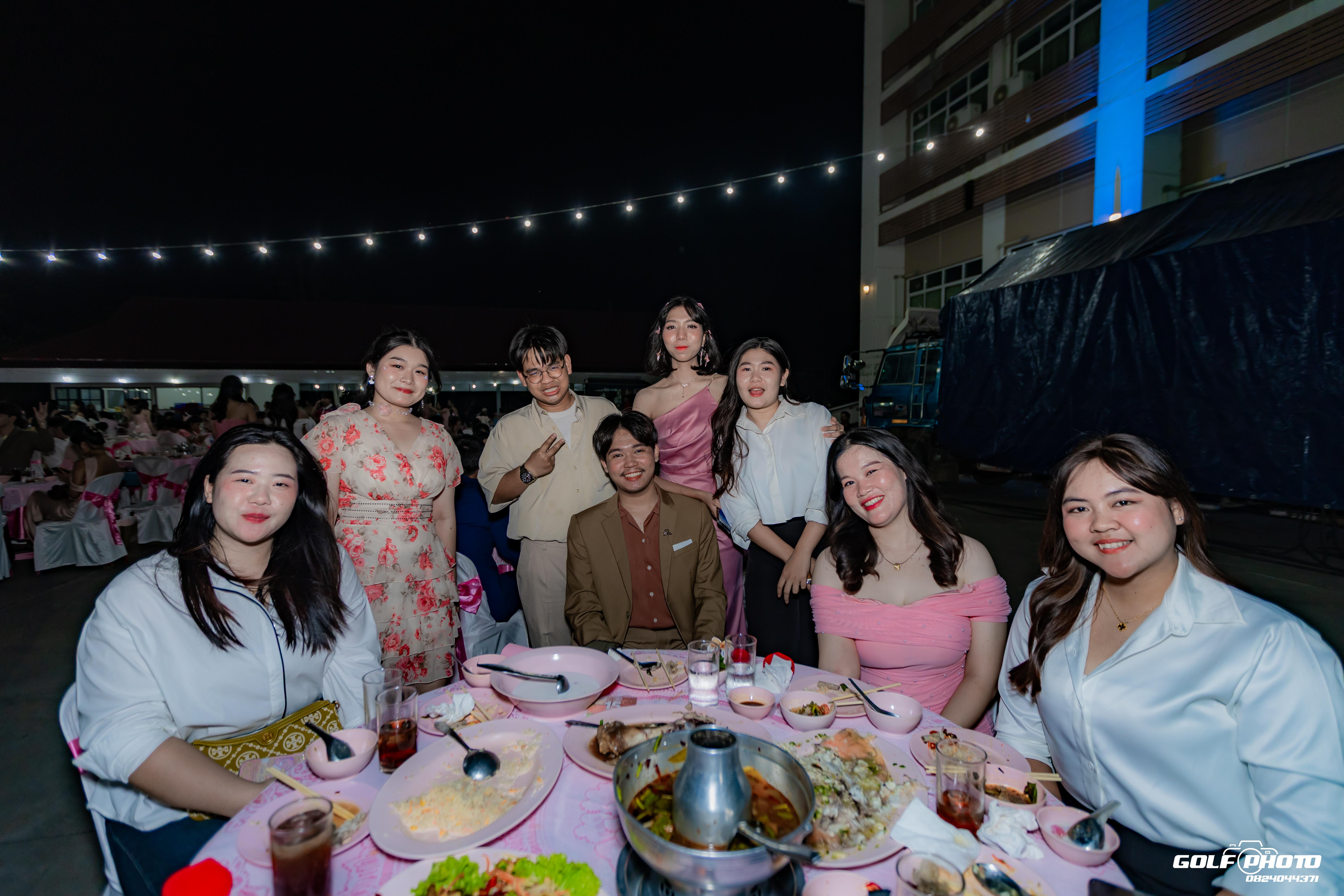 333. งานราตรีสีฟ้า