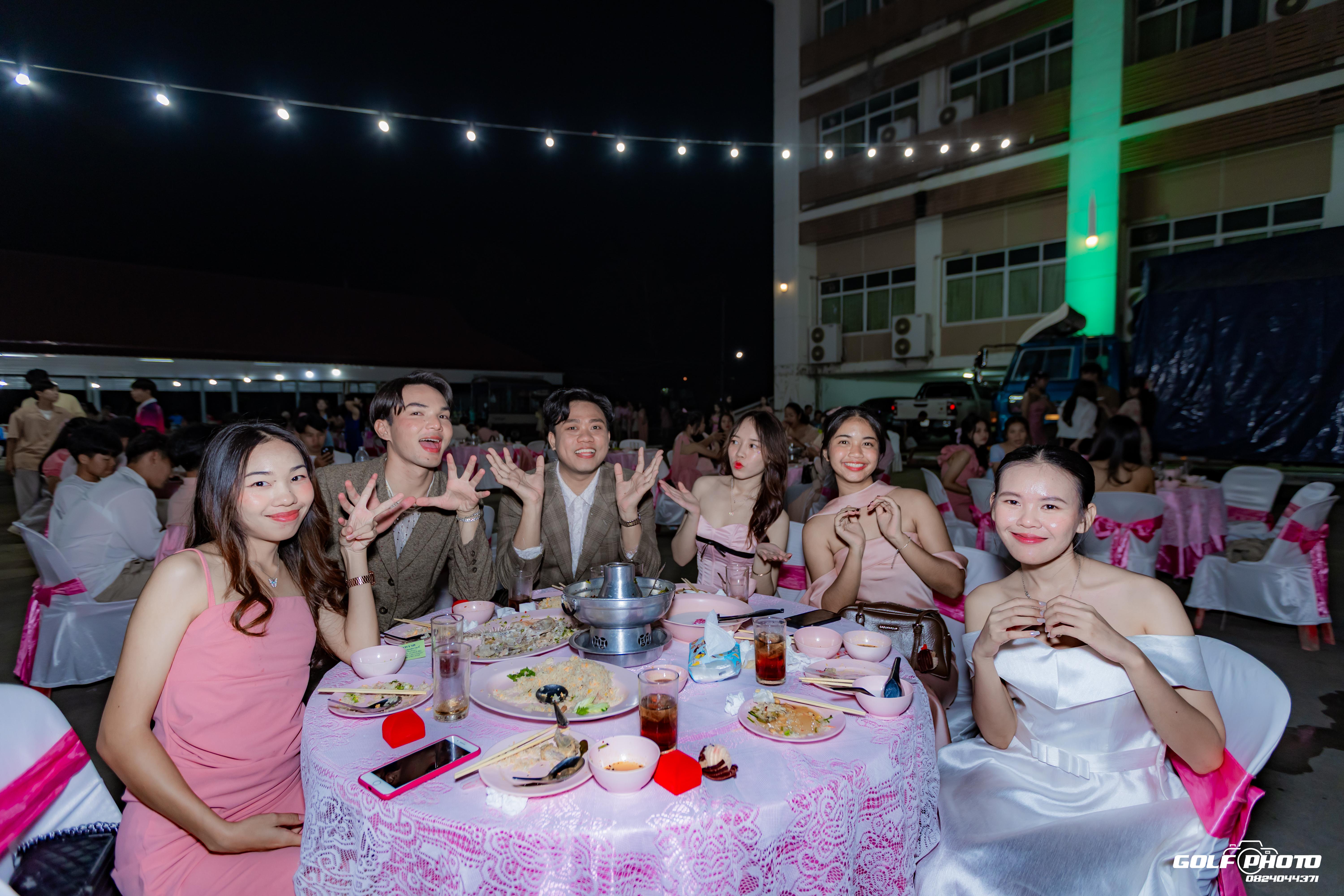 349. งานราตรีสีฟ้า