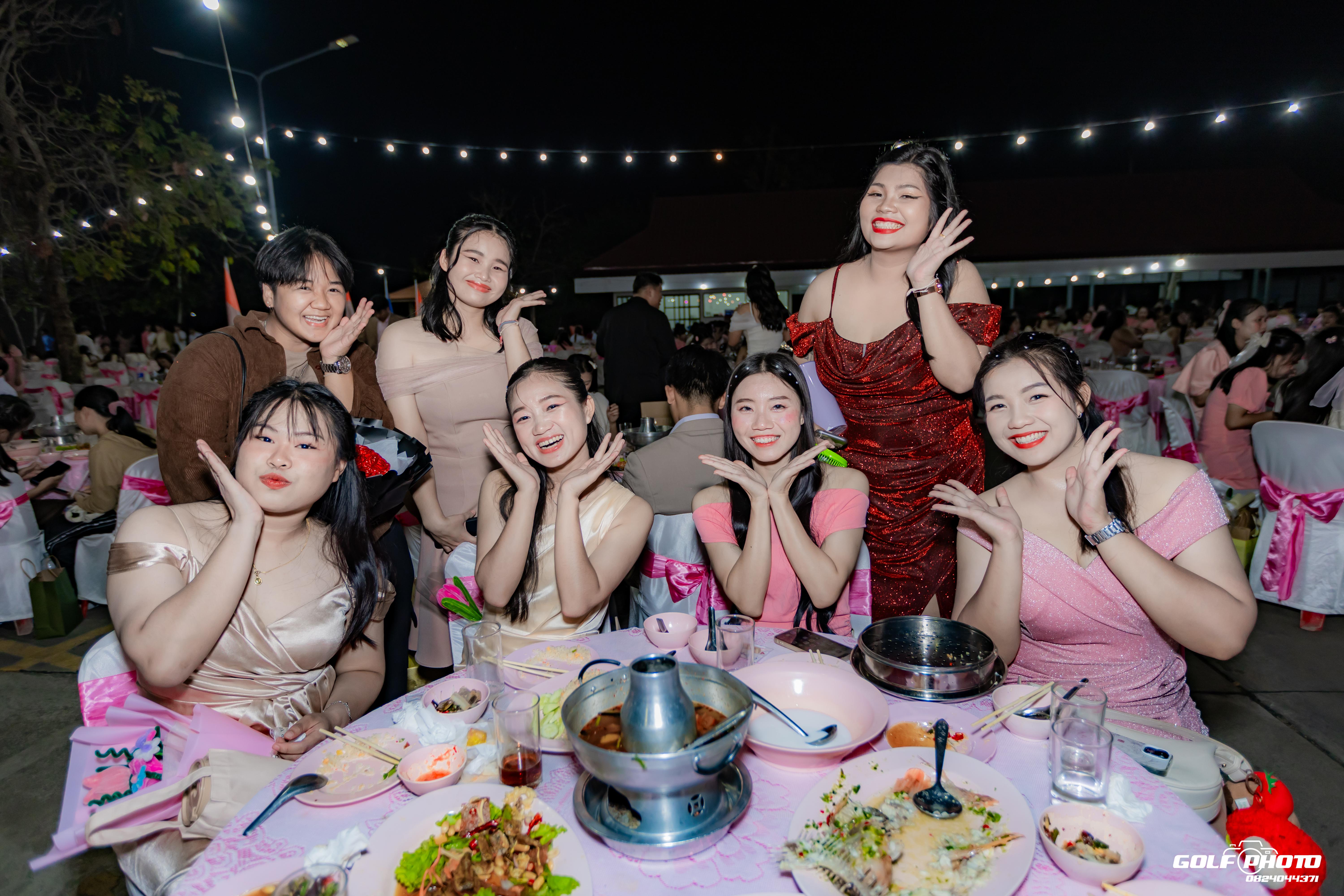 431. งานราตรีสีฟ้า